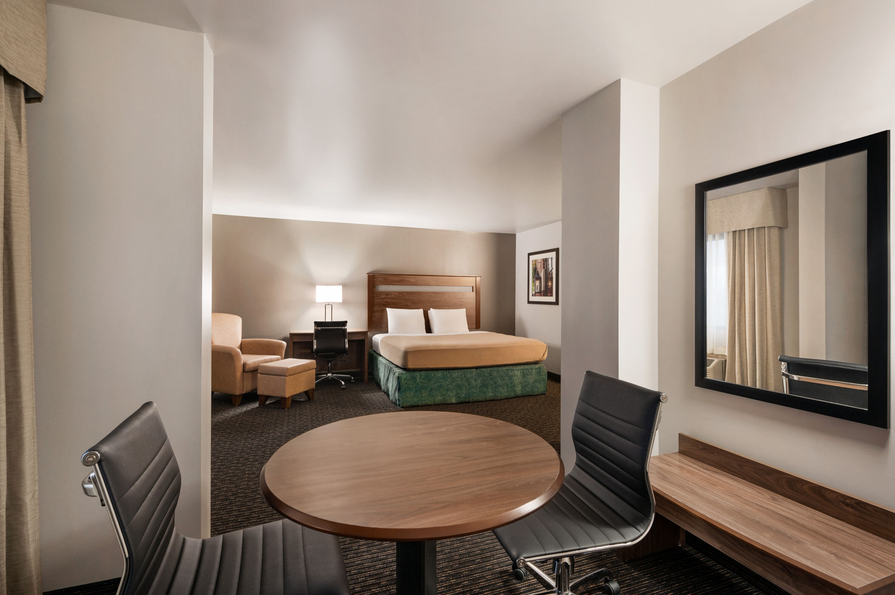 Baymont by Wyndham Buffalo | Buffalo, NY Hotels