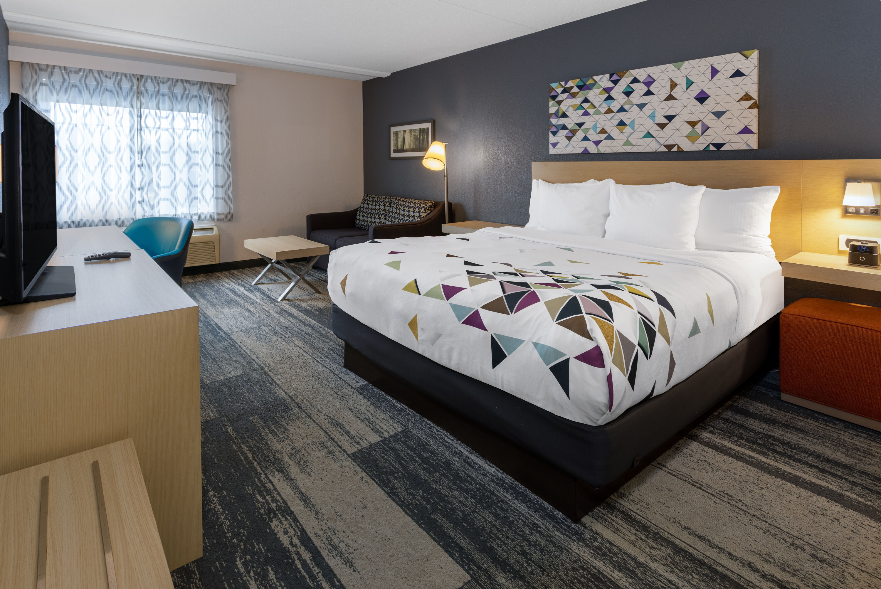 Baymont by Wyndham White Plains - Elmsford suite in Elmsford, New York