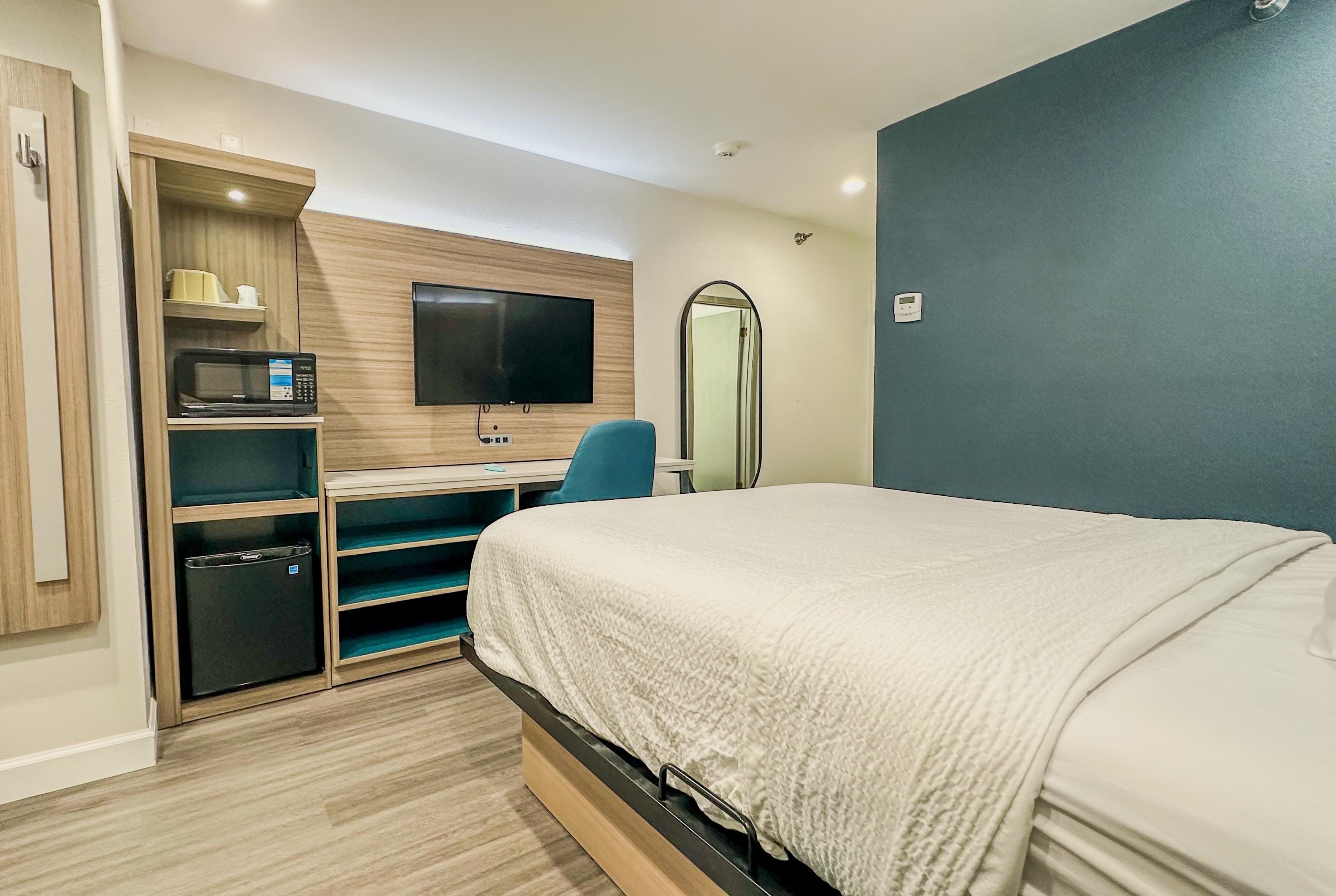 Guest room at the Baymont by Wyndham Henrietta/Rochester in Henrietta, New York