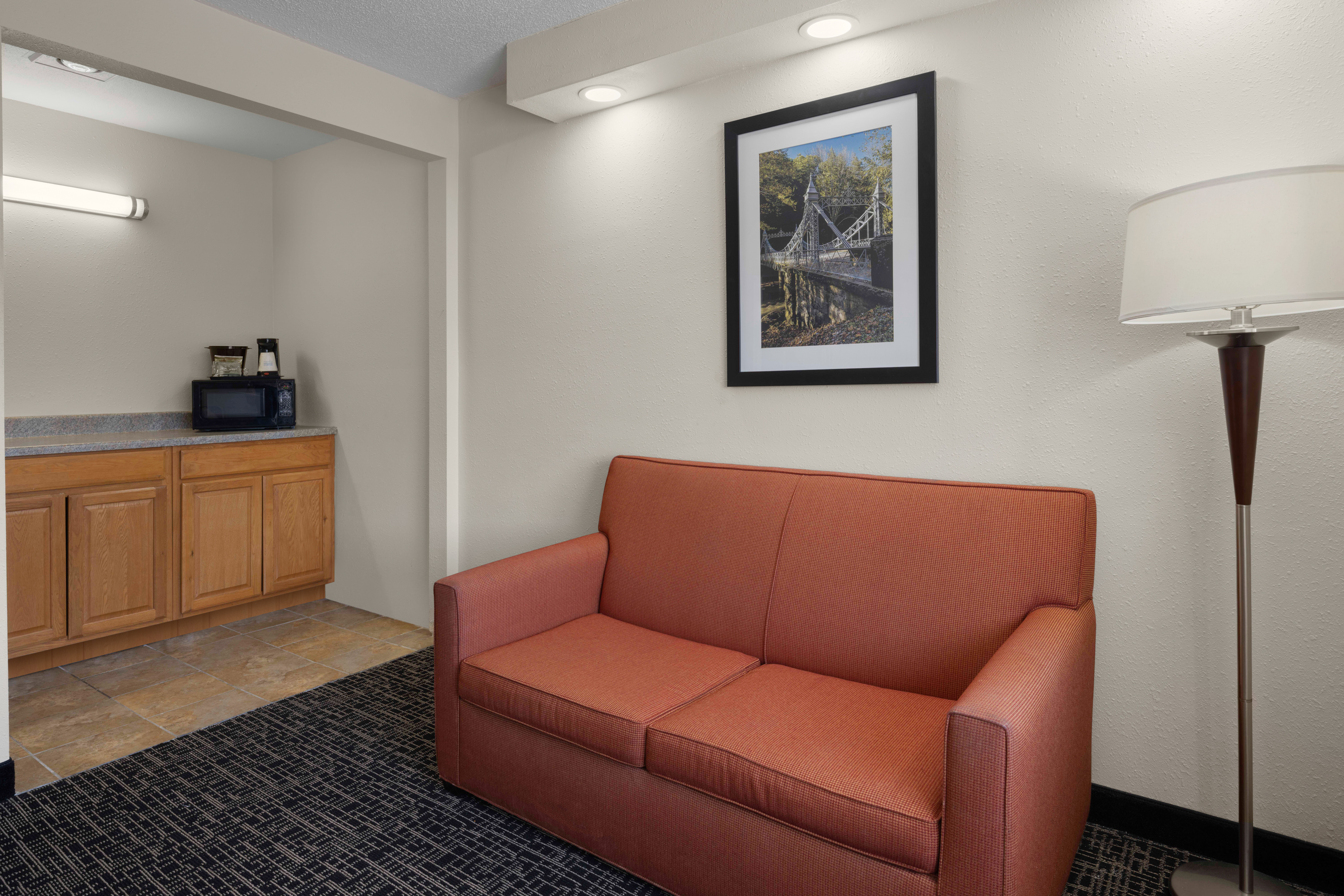 Baymont by Wyndham Boardman suite in Boardman, Ohio