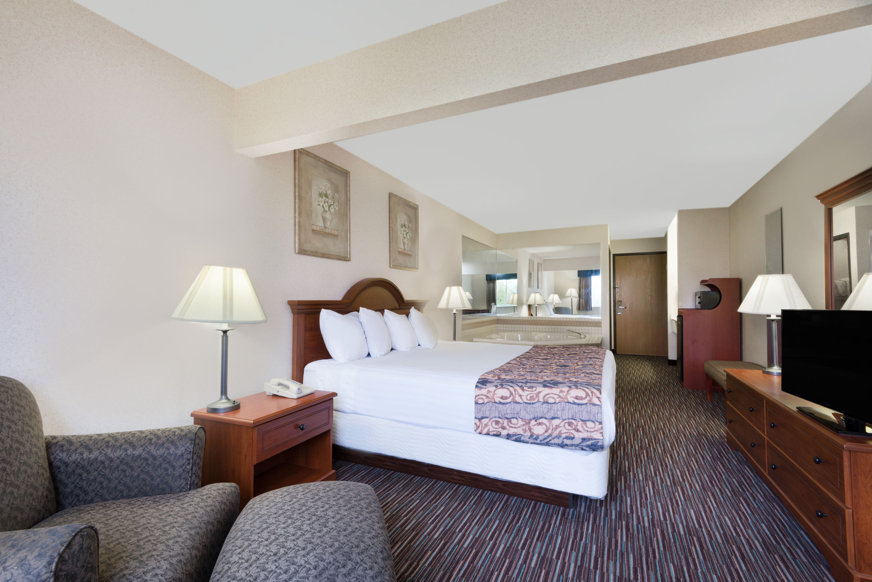 Baymont Wyndham Columbus Rickenbacker Columbus  Hotels