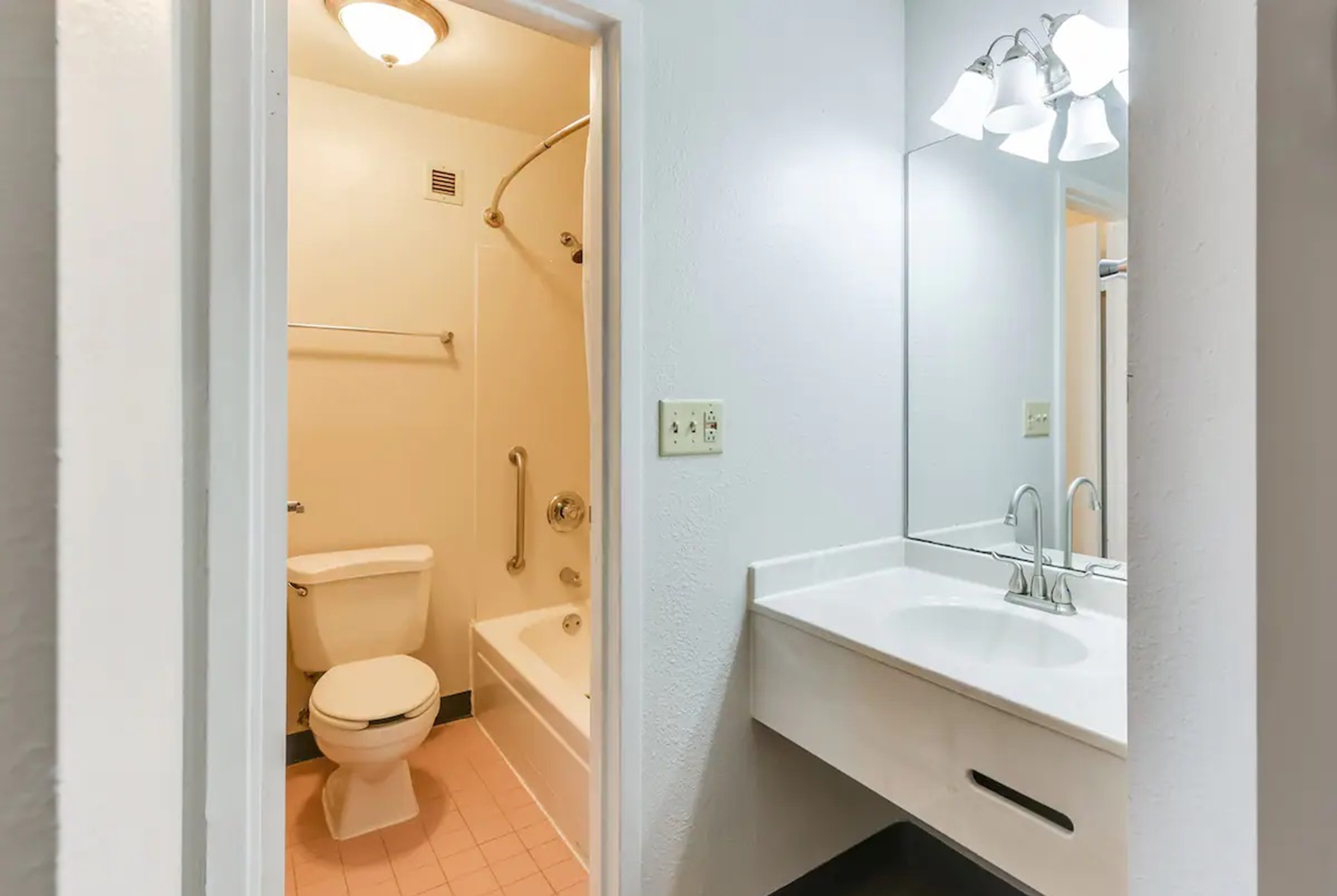 Guest room bath at the Baymont Inn and Suites by Wyndham Columbus / Near OSU in Columbus, Ohio