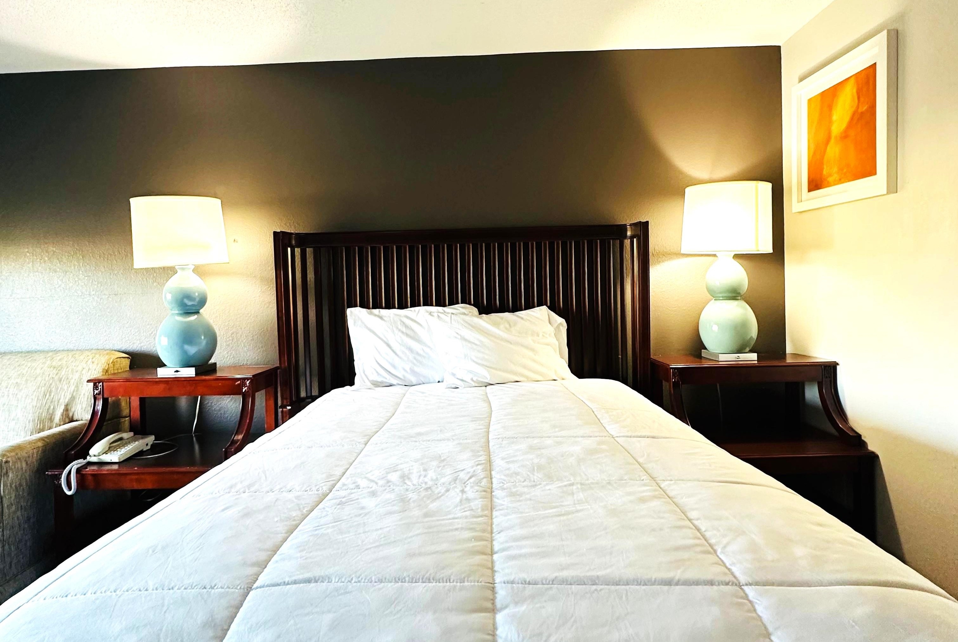 Guest room at the Baymont Inn and Suites by Wyndham Columbus / Near OSU in Columbus, Ohio