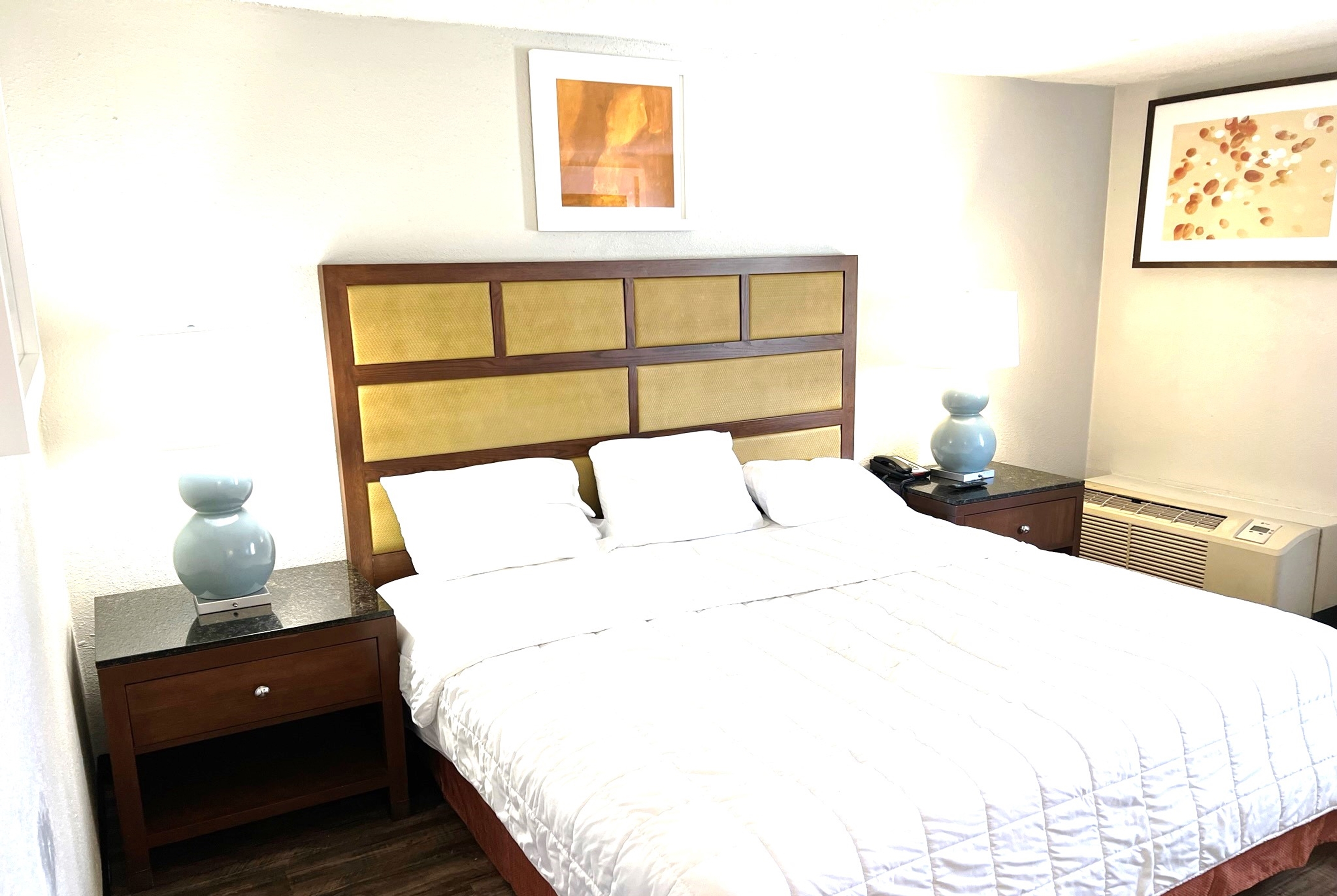 Guest room at the Baymont Inn and Suites by Wyndham Columbus / Near OSU in Columbus, Ohio