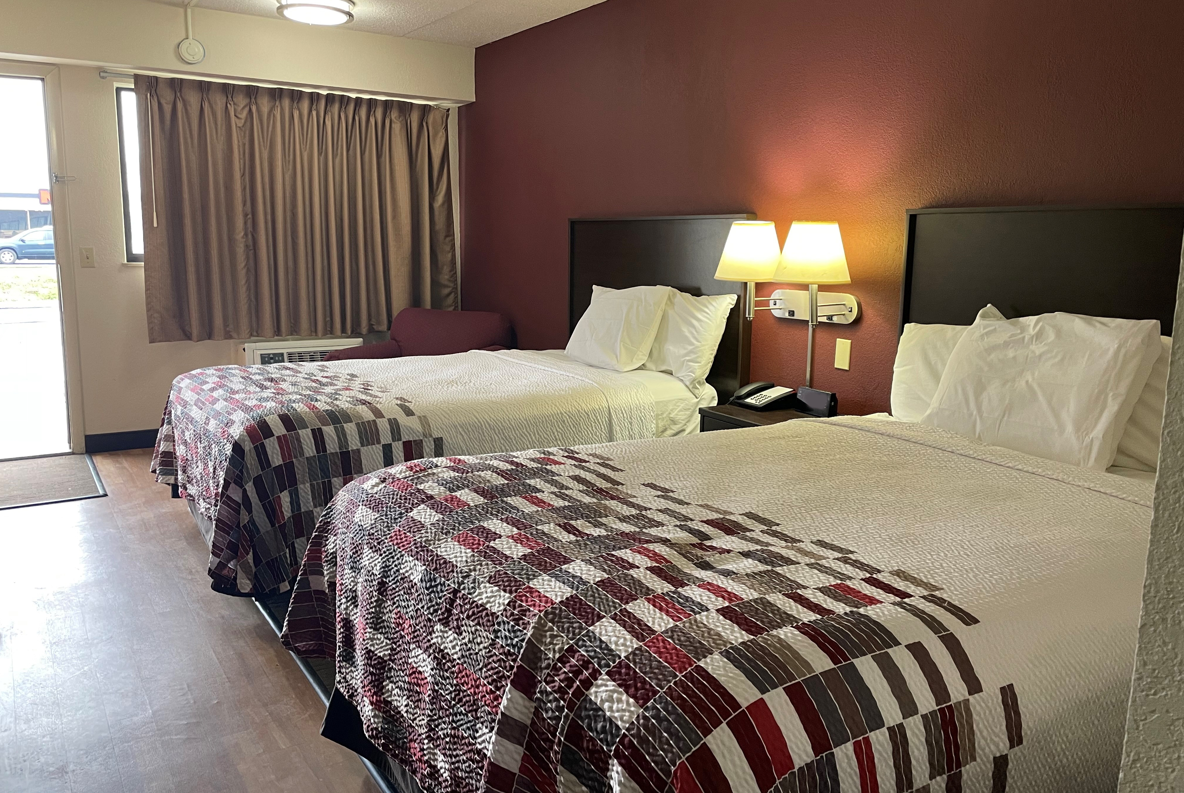 Guest room at the Baymont by Wyndham Holland/Toledo in Holland, Ohio