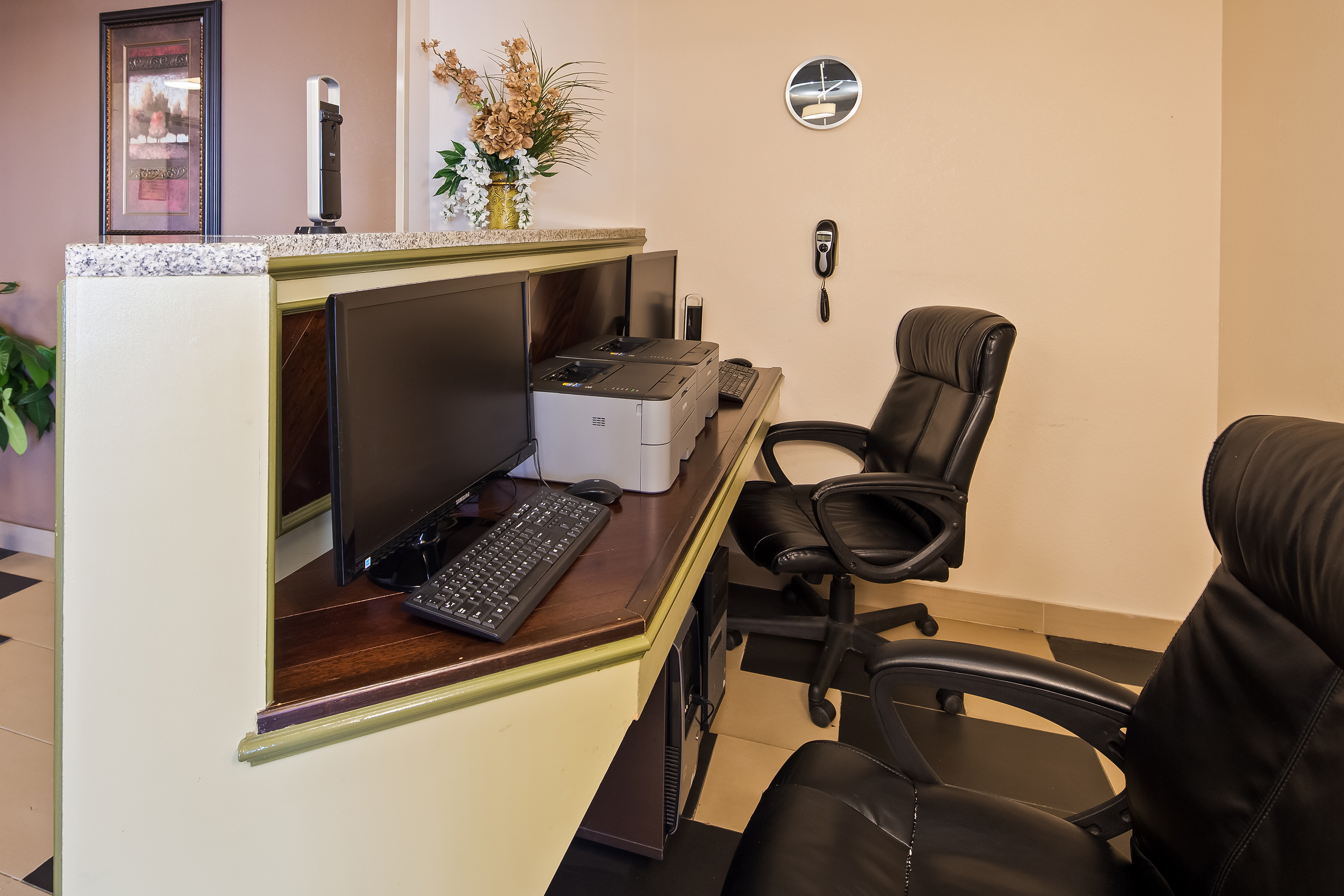 Baymont by Wyndham Marion OH business center in Marion, Ohio