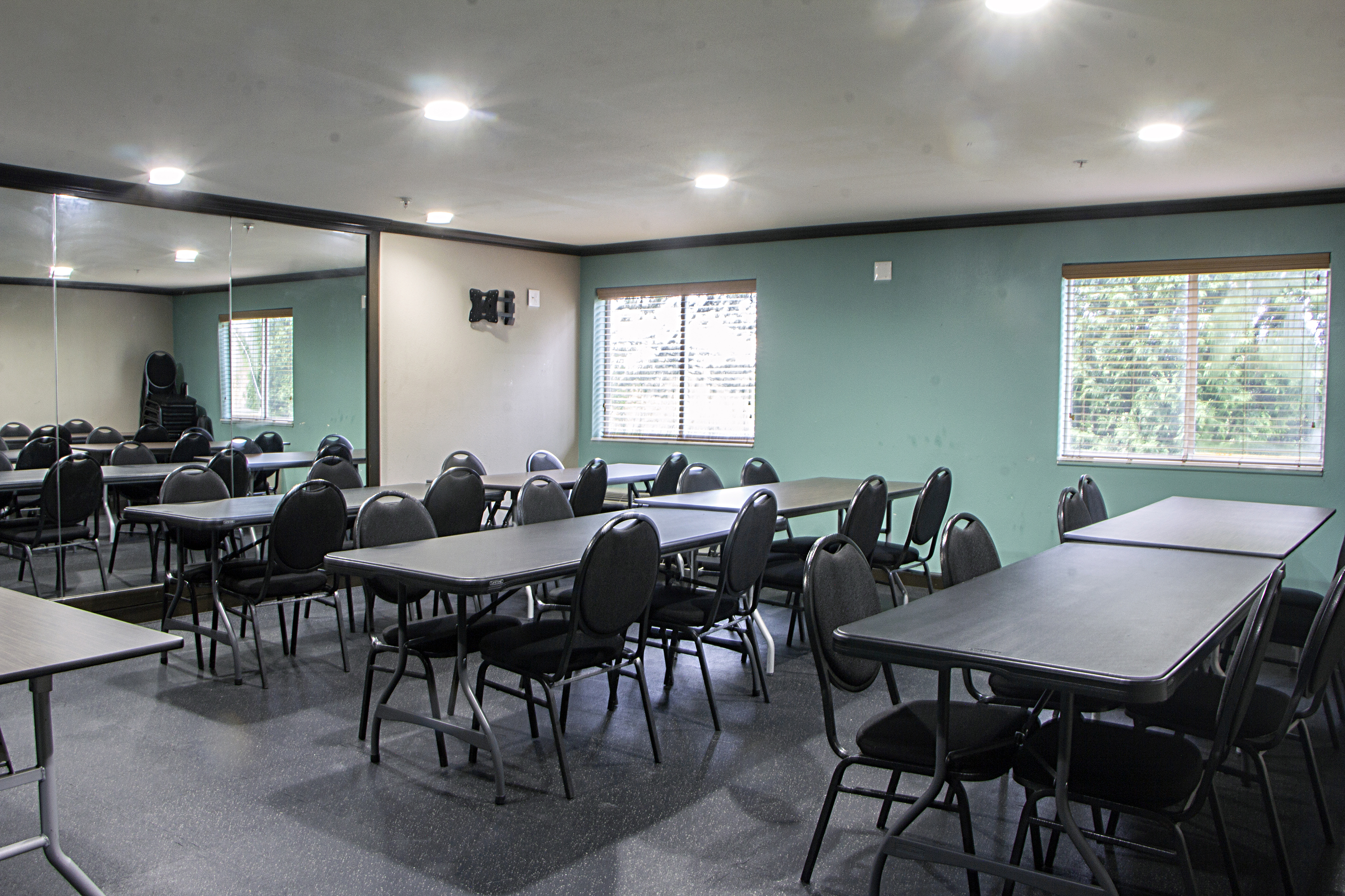 Meeting room at Baymont by Wyndham Maumee Toledo in Maumee, Ohio