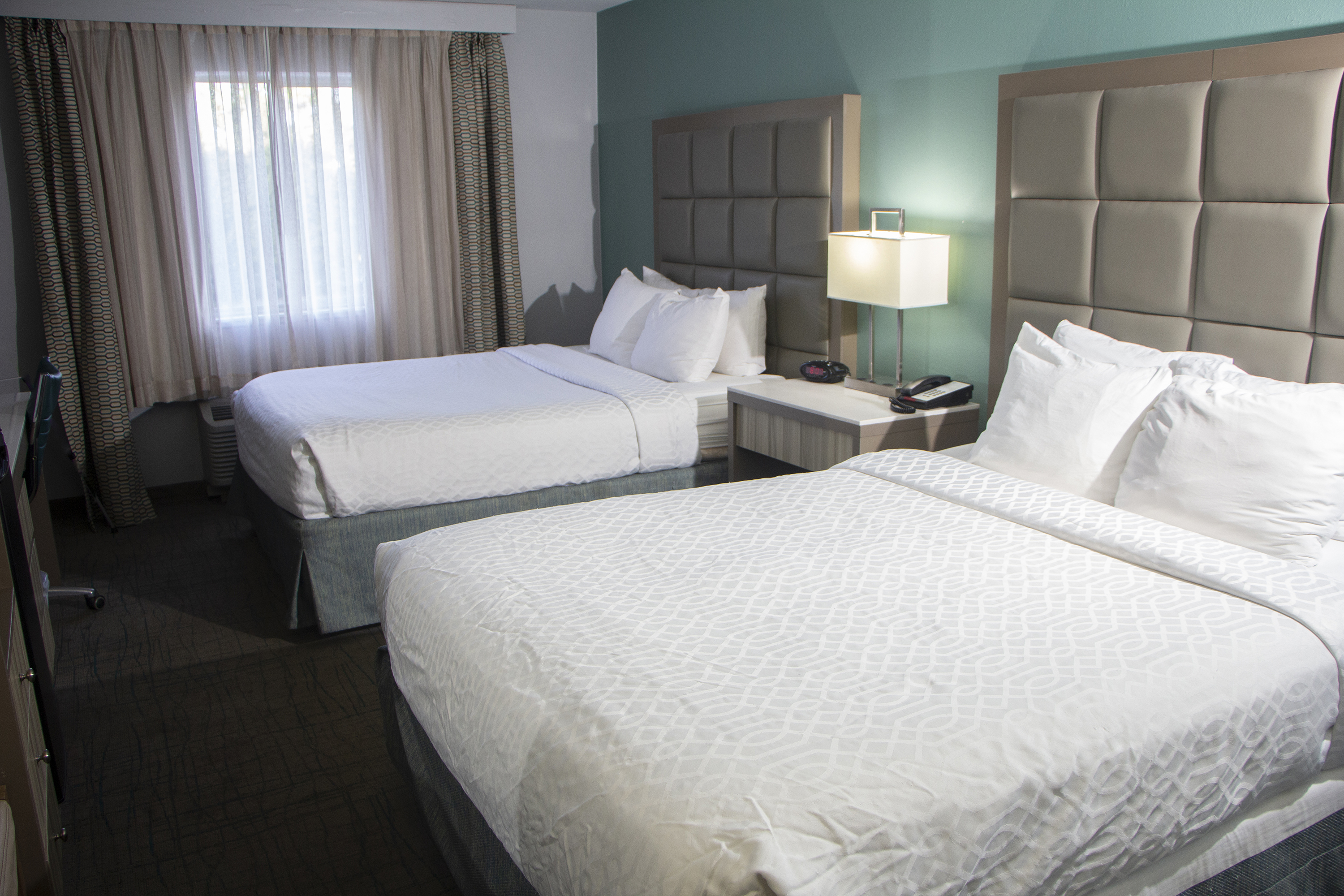 Guest room at the Baymont by Wyndham Maumee Toledo in Maumee, Ohio