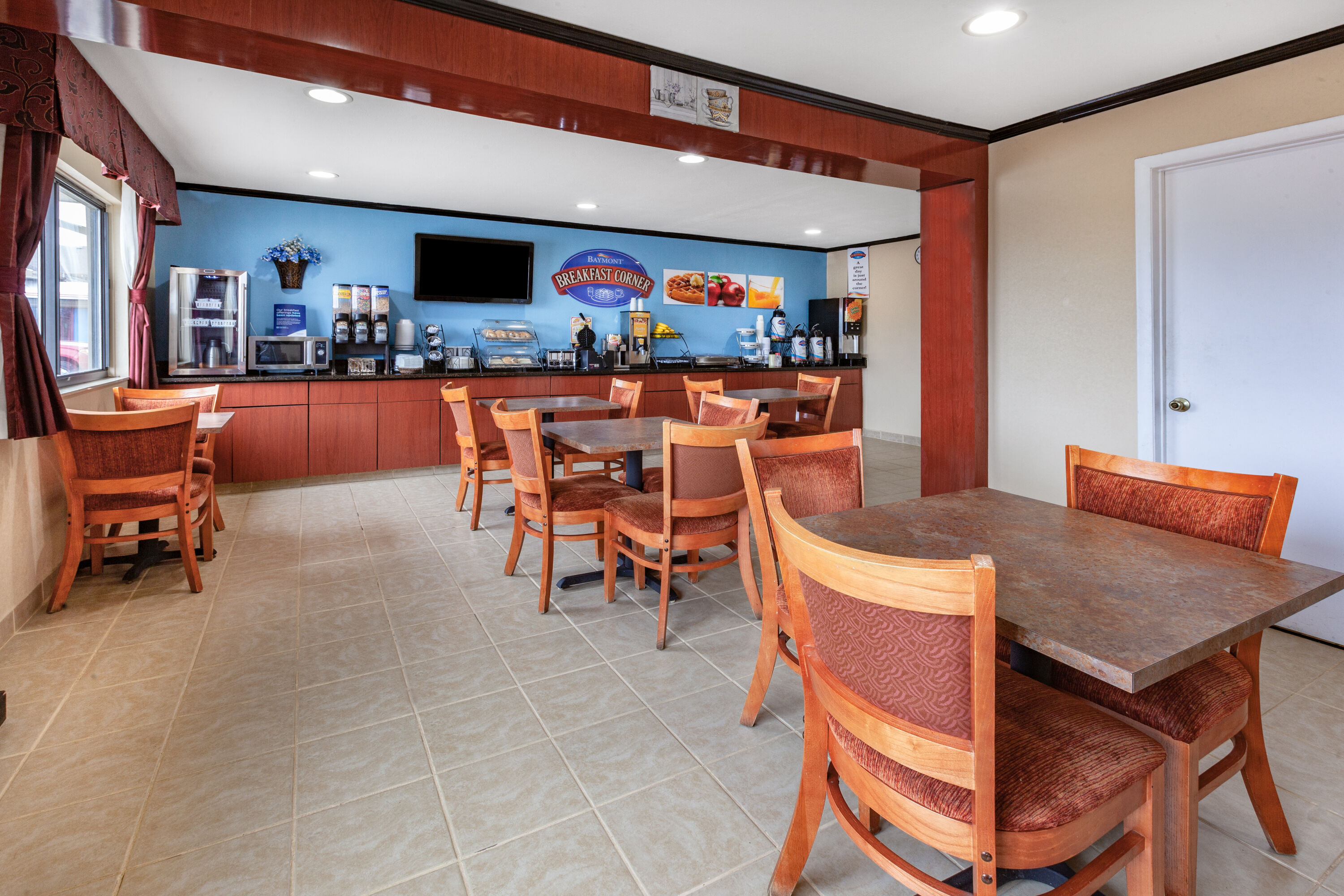 Free breakfast at Baymont by Wyndham Perrysburg/Toledo in Perrysburg, Ohio