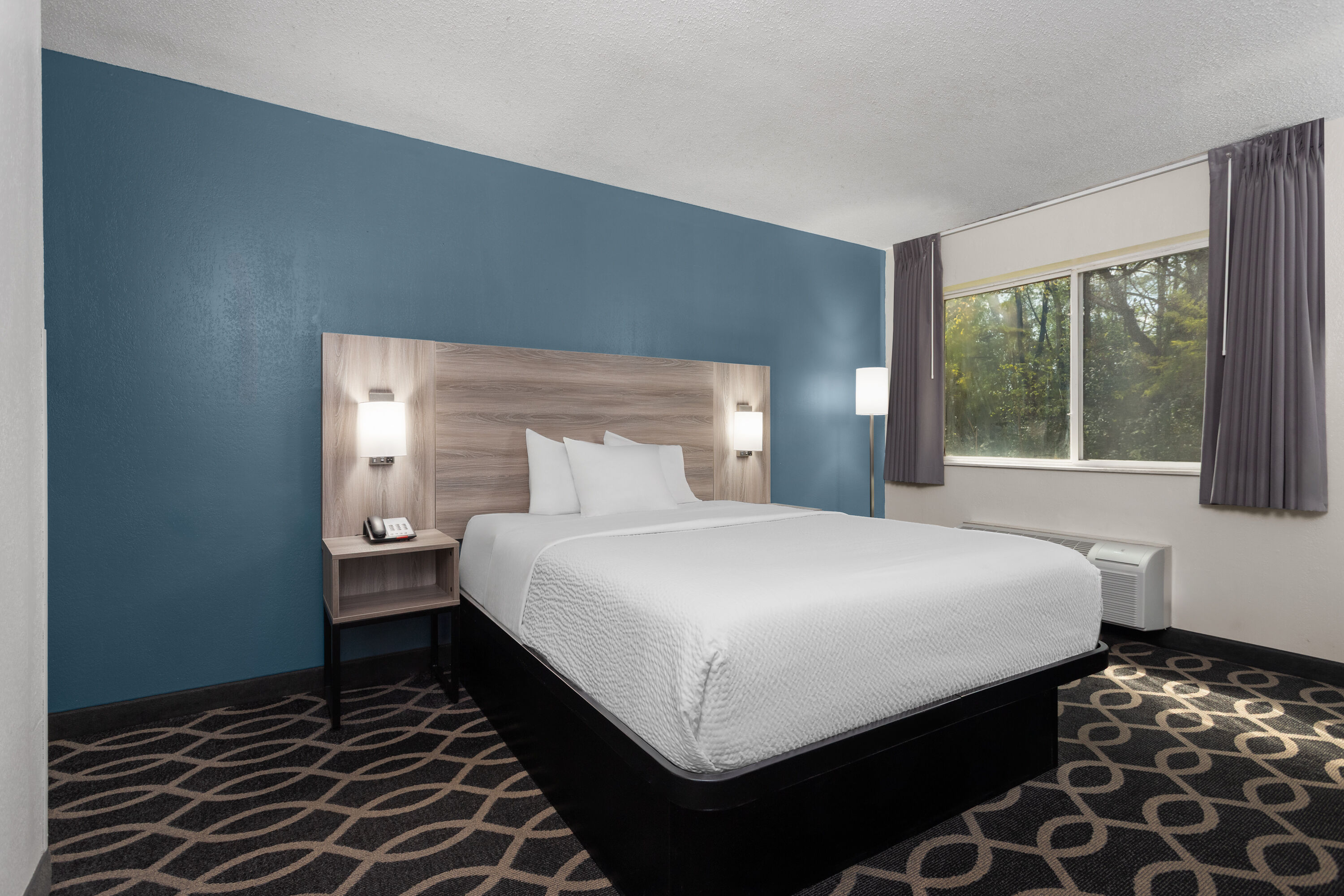 Guest room at the Baymont by Wyndham Piqua in Piqua, Ohio