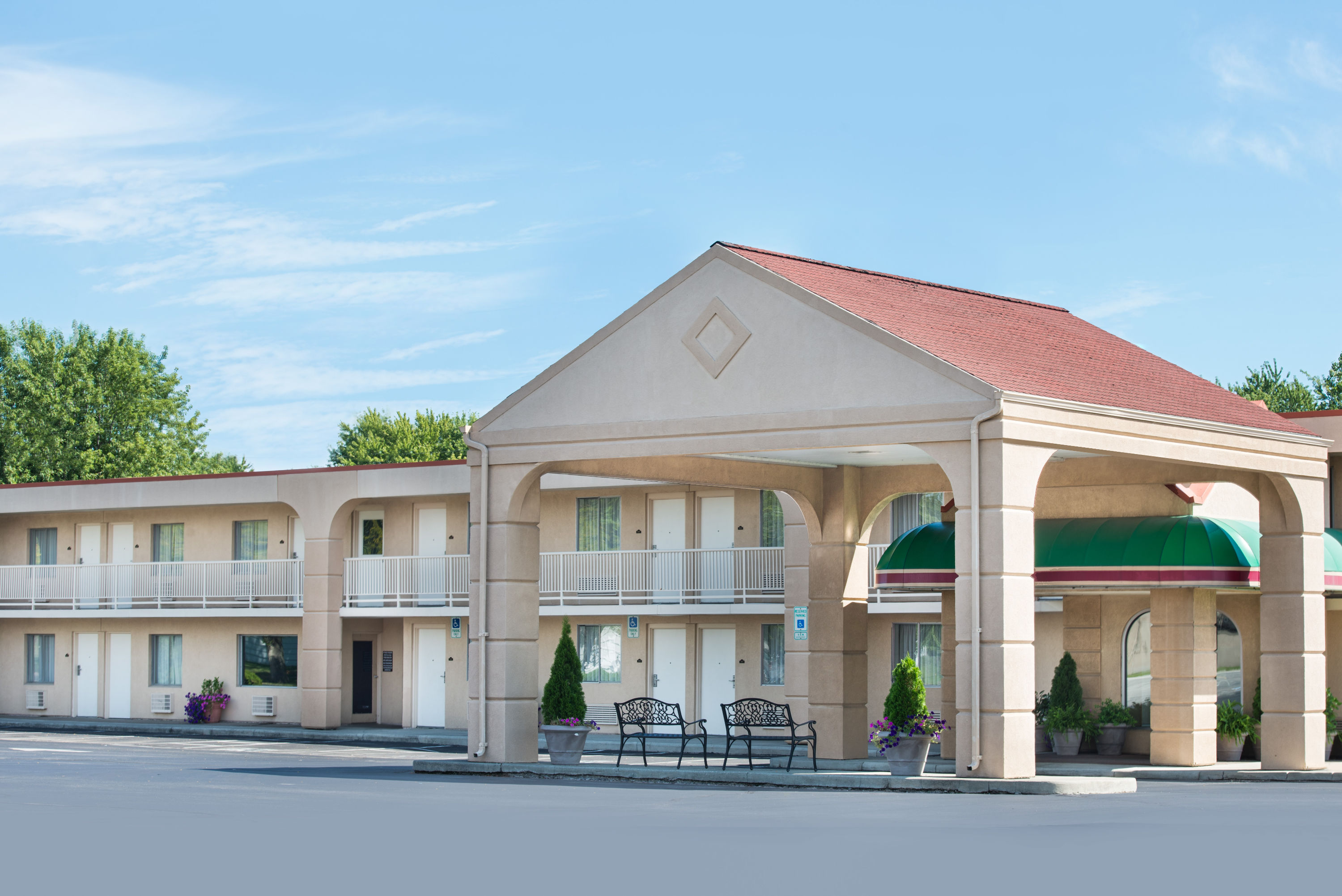 Baymont by Wyndham Sandusky Sandusky, OH Hotels