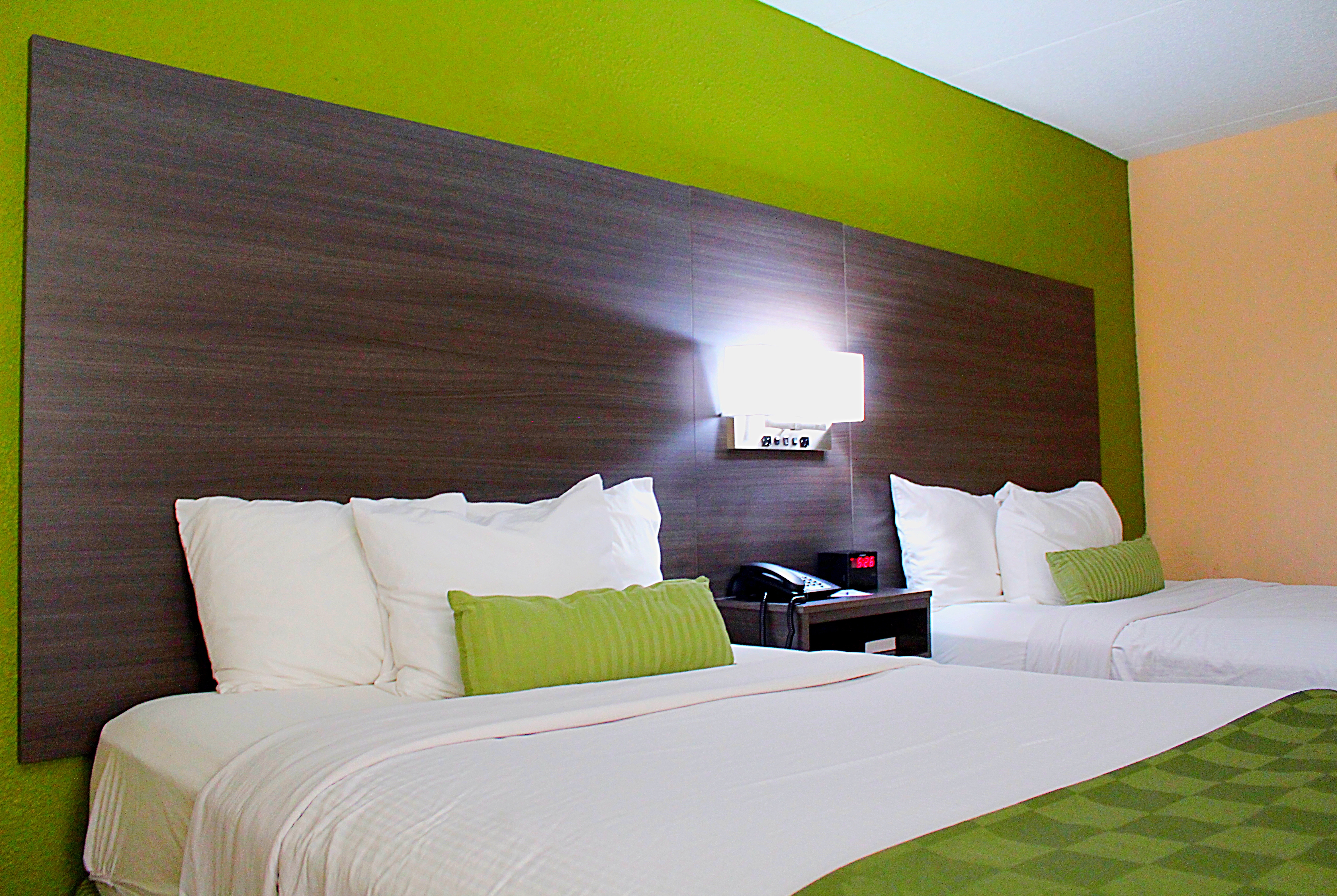 Guest room at the Baymont by Wyndham Springfield in Springfield, Ohio