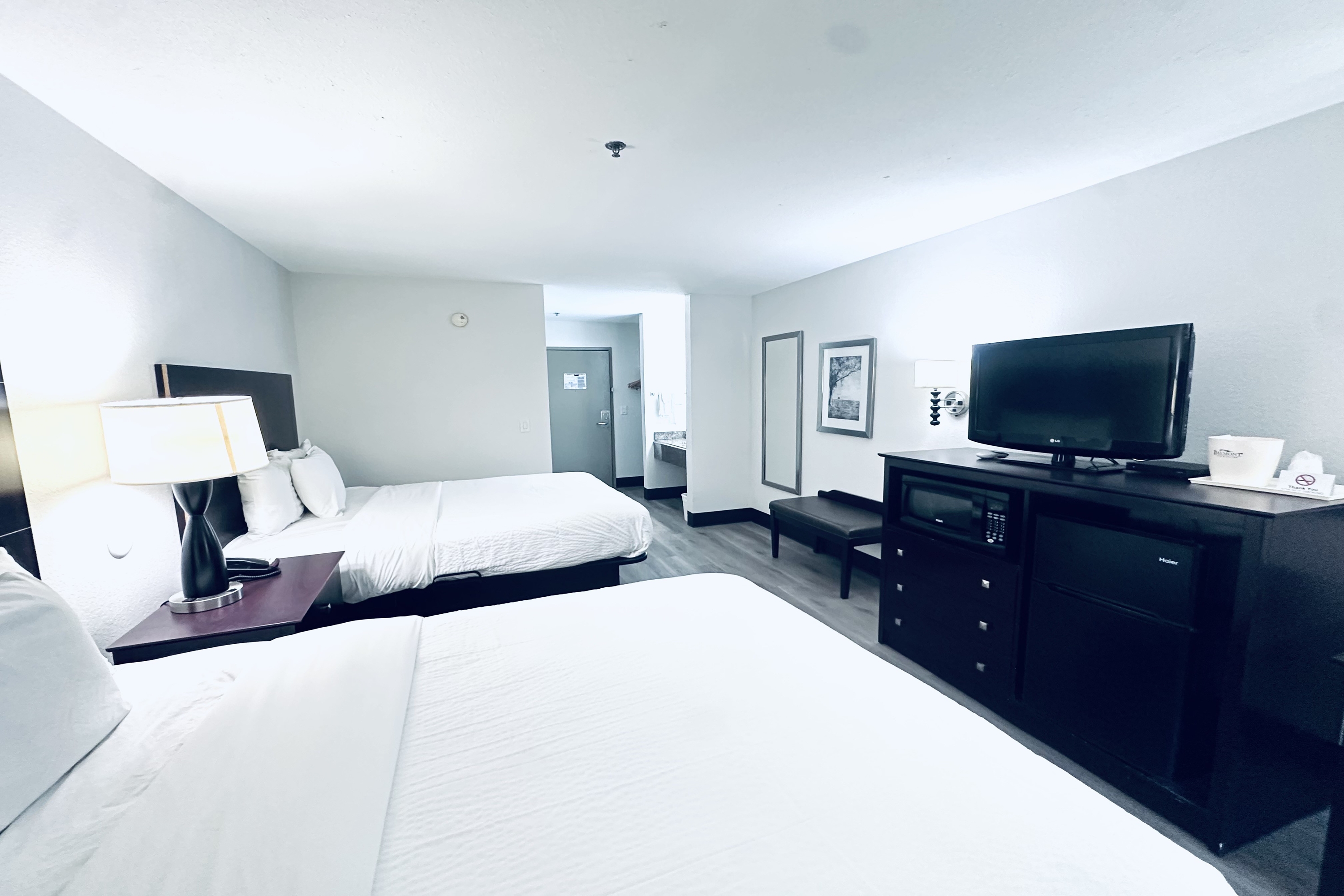 Guest room at the Baymont by Wyndham Ardmore I-35 in Ardmore, Oklahoma