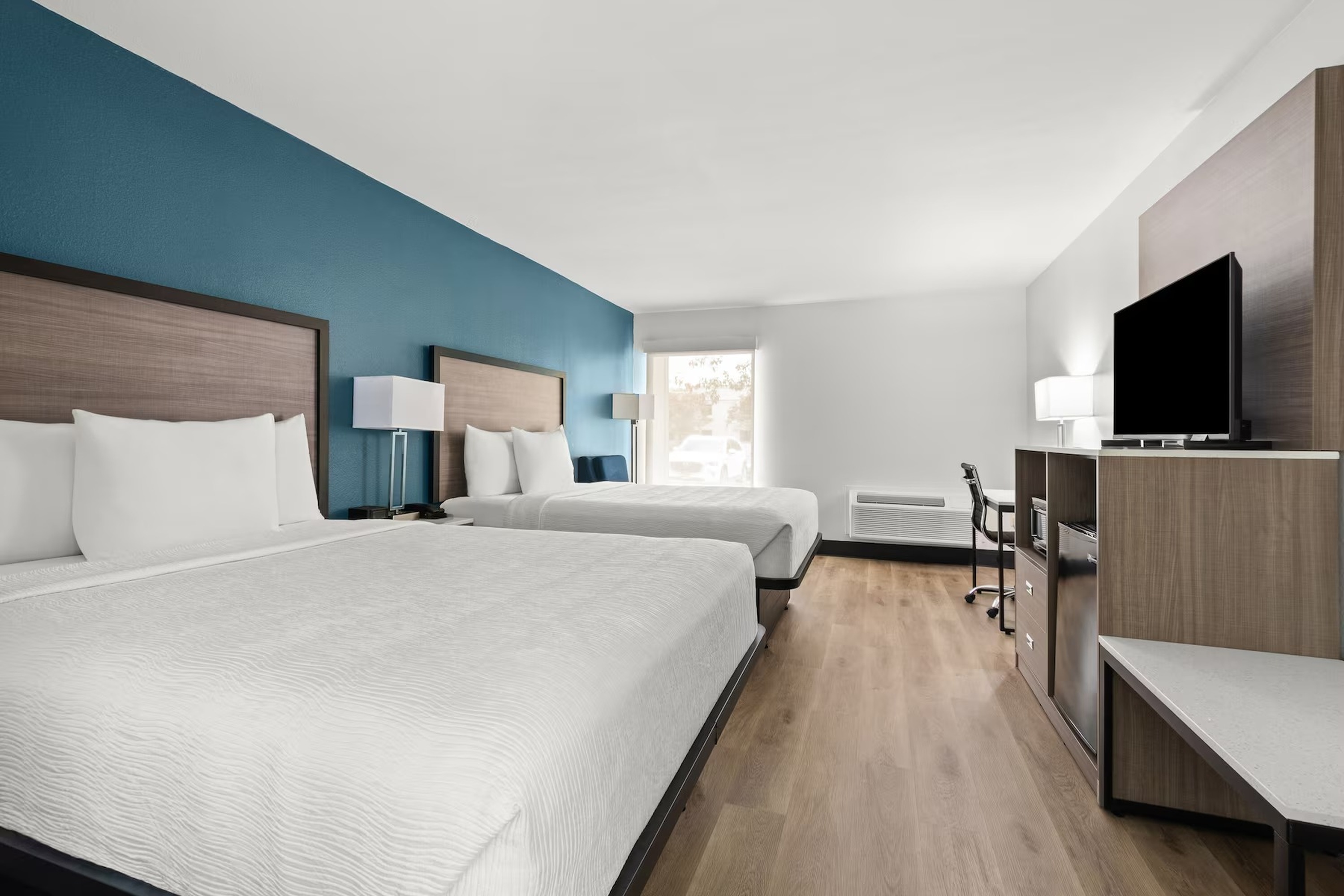 Guest room at the Baymont by Wyndham Ardmore I-35 in Ardmore, Oklahoma