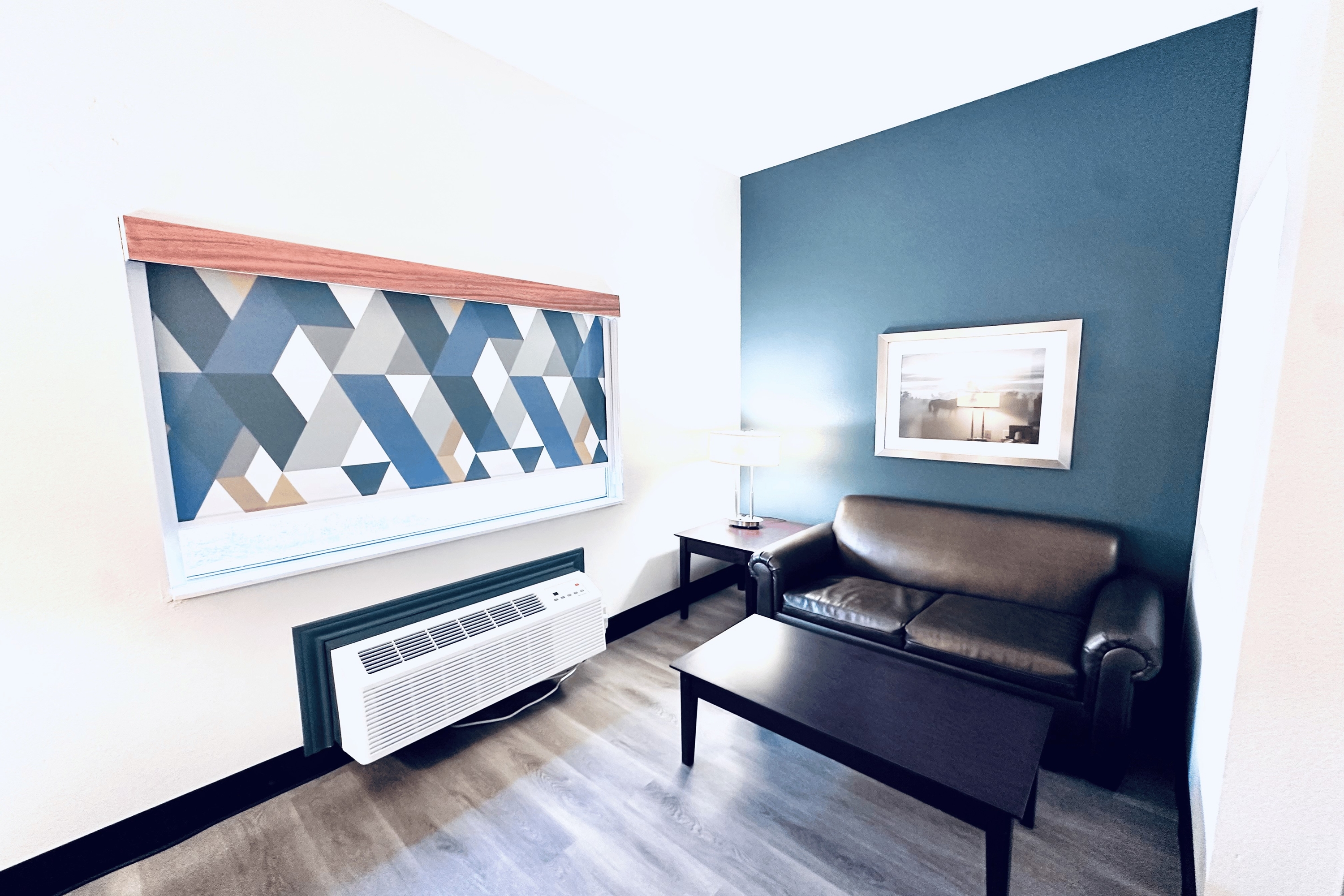 Guest room at the Baymont by Wyndham Ardmore I-35 in Ardmore, Oklahoma