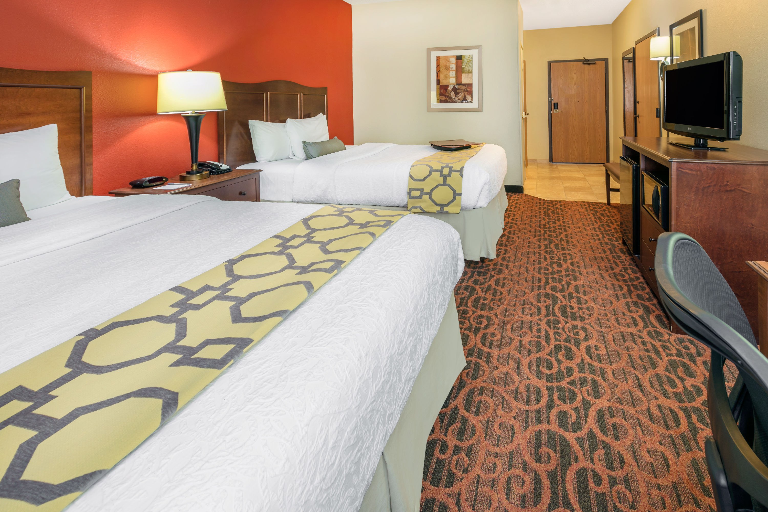 Guest room at the Baymont by Wyndham Oklahoma City/Quail Springs in Oklahoma City, Oklahoma