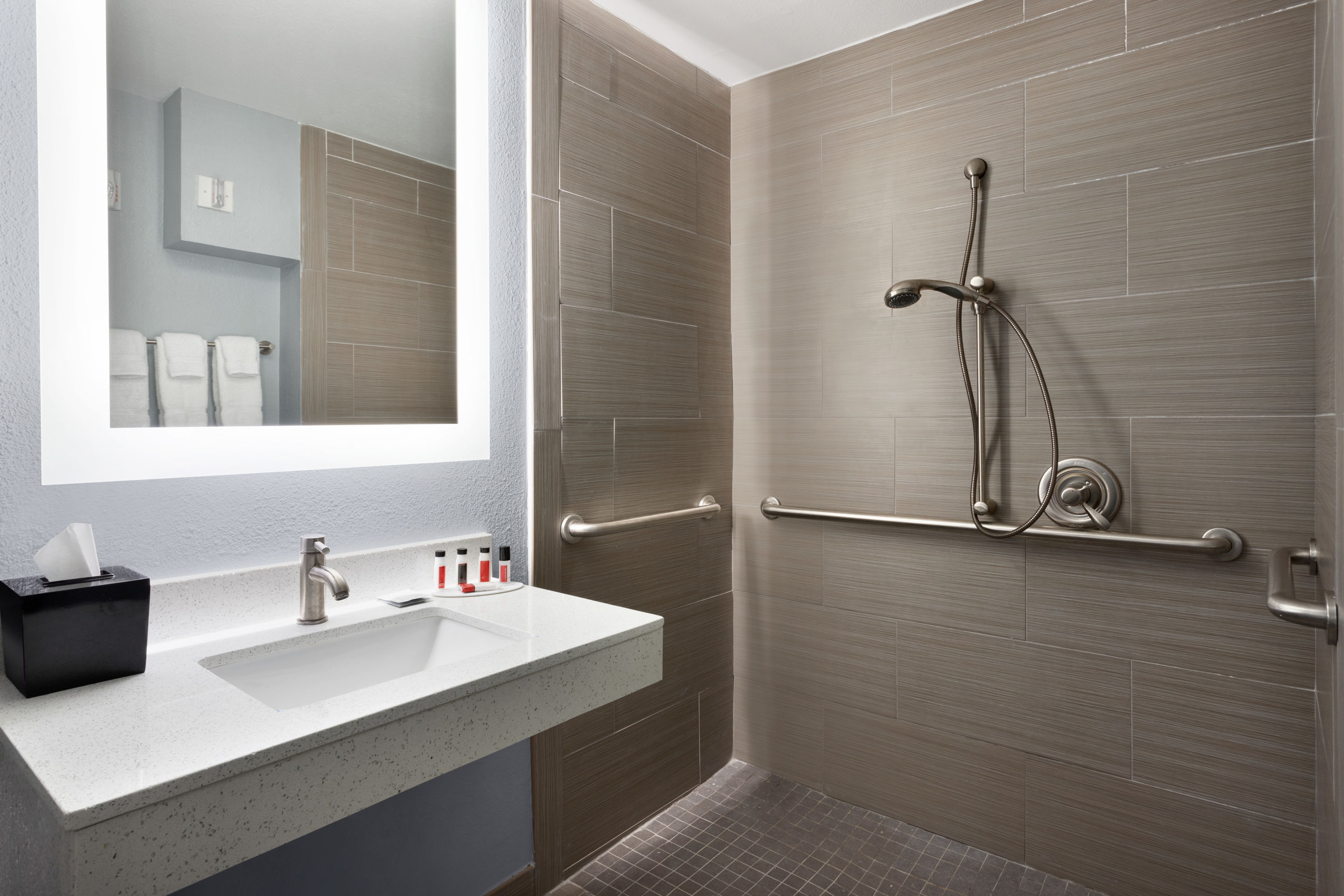 Guest room bath at the Baymont by Wyndham Shawnee in Shawnee, Oklahoma