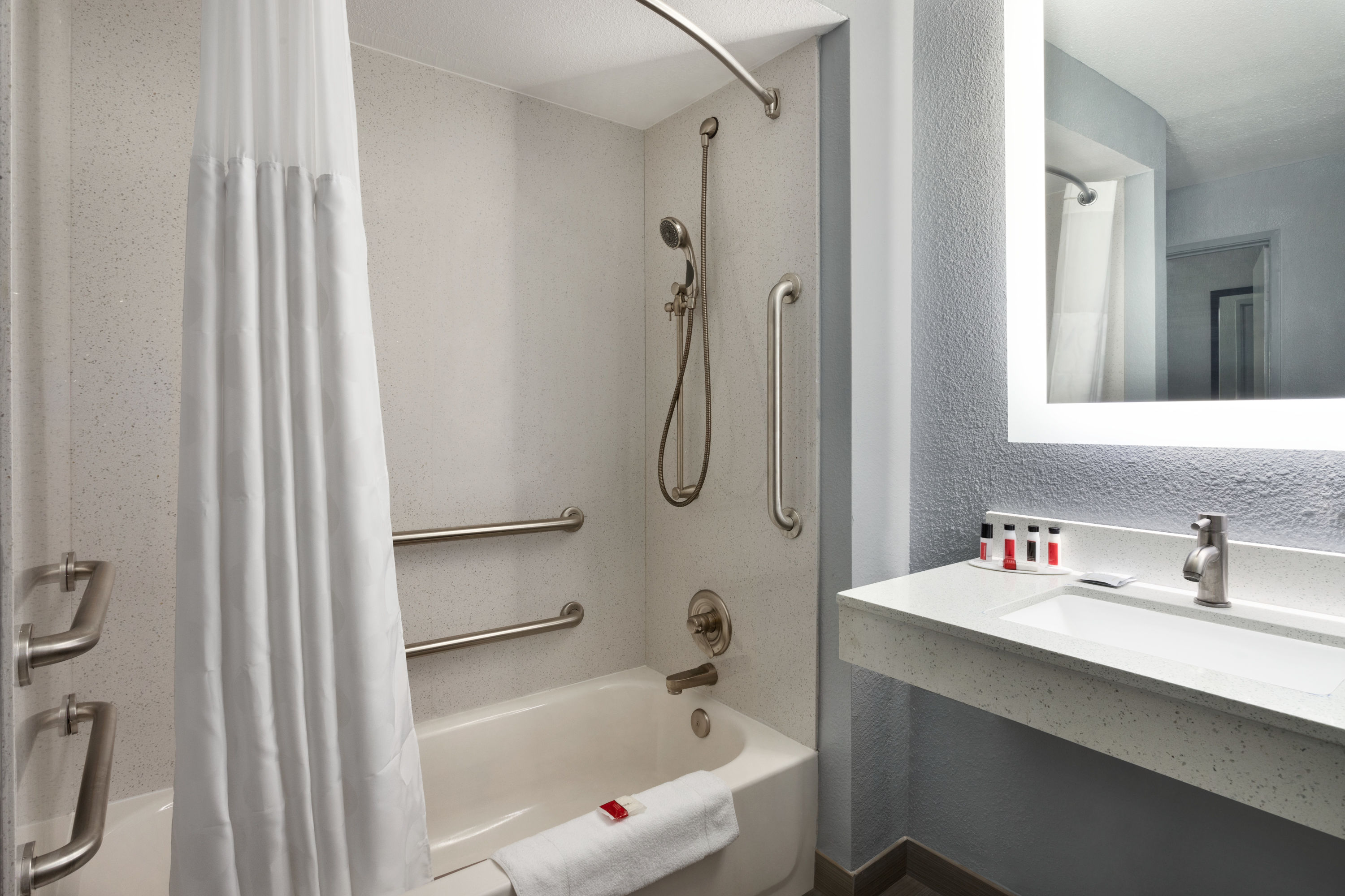 Guest room bath at the Baymont by Wyndham Shawnee in Shawnee, Oklahoma
