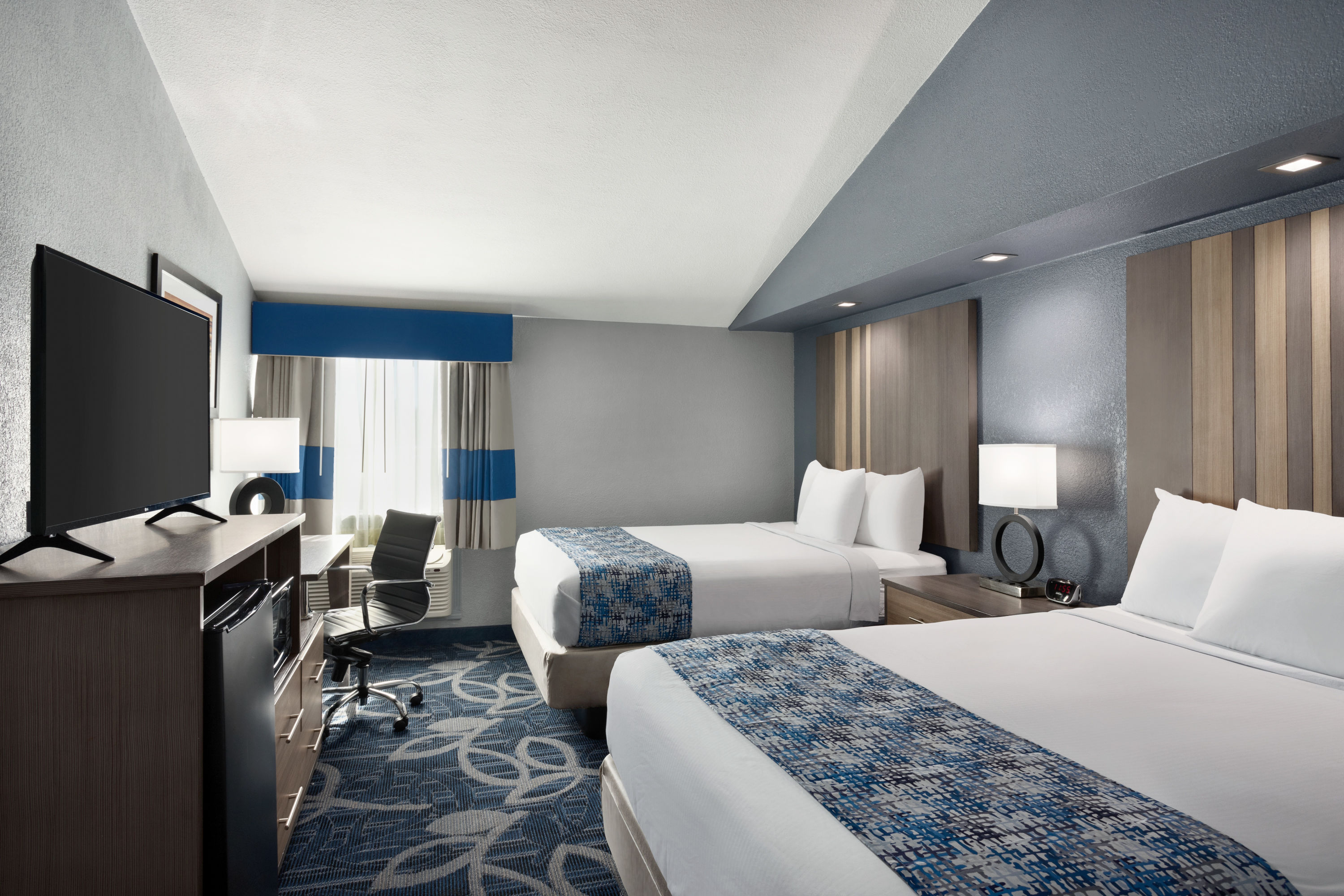 Guest room at the Baymont by Wyndham Shawnee in Shawnee, Oklahoma