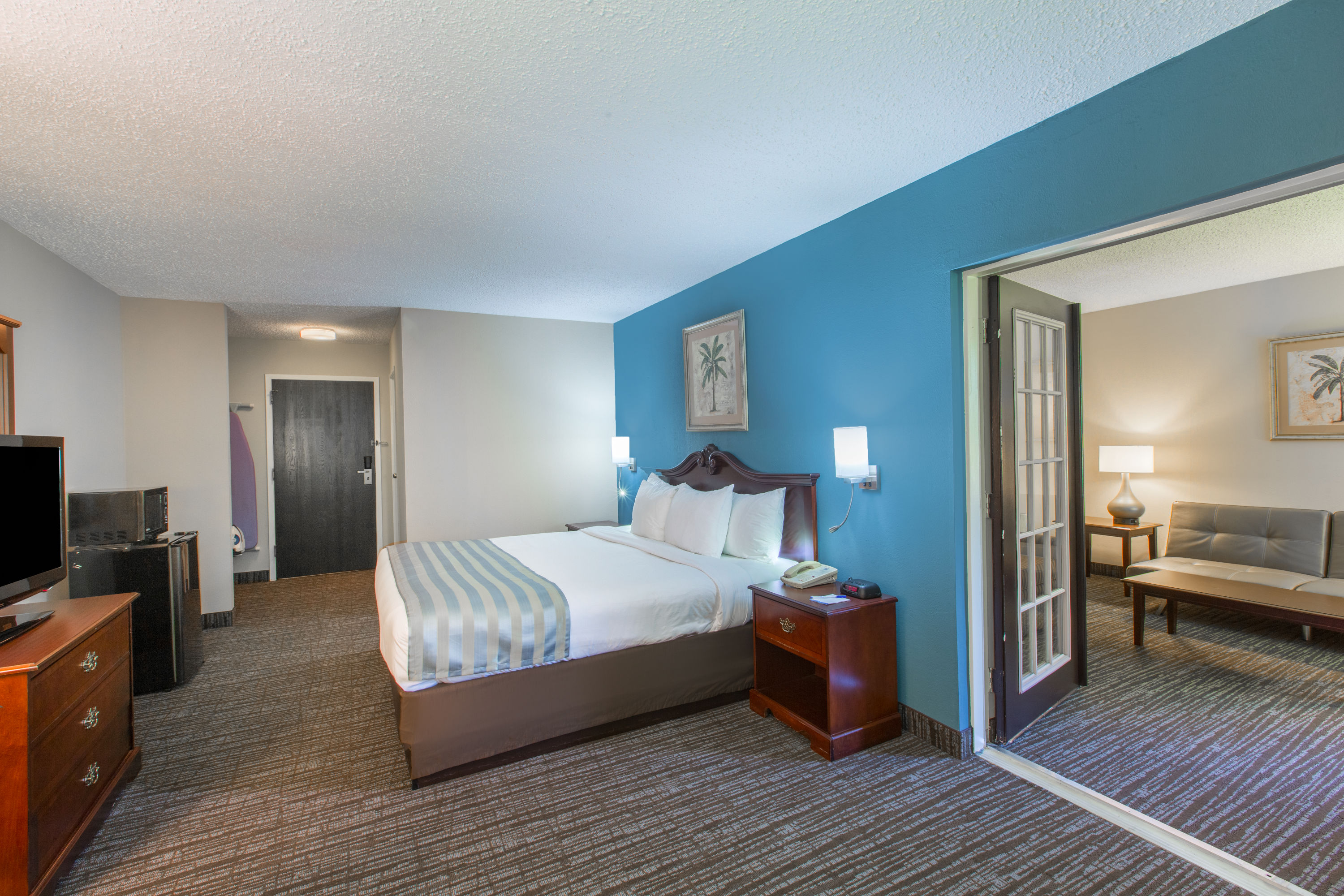 Baymont by Wyndham Bartonsville Poconos suite in Bartonsville, Pennsylvania