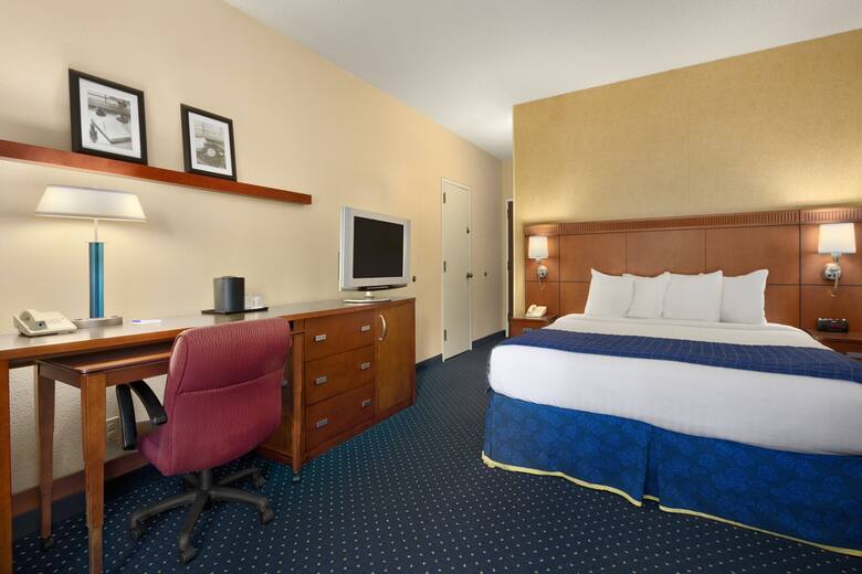 Guest room at the Baymont Inn & Suites Columbia Northwest in Columbia, South Carolina
