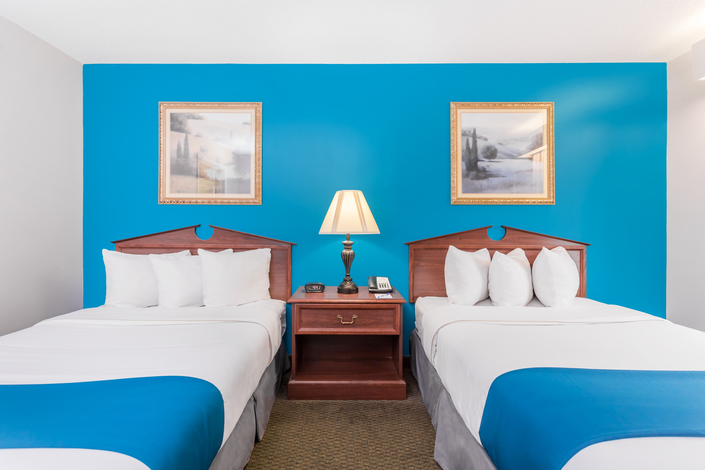 Guest room at the Baymont by Wyndham Duncan/Spartanburg in Duncan, South Carolina
