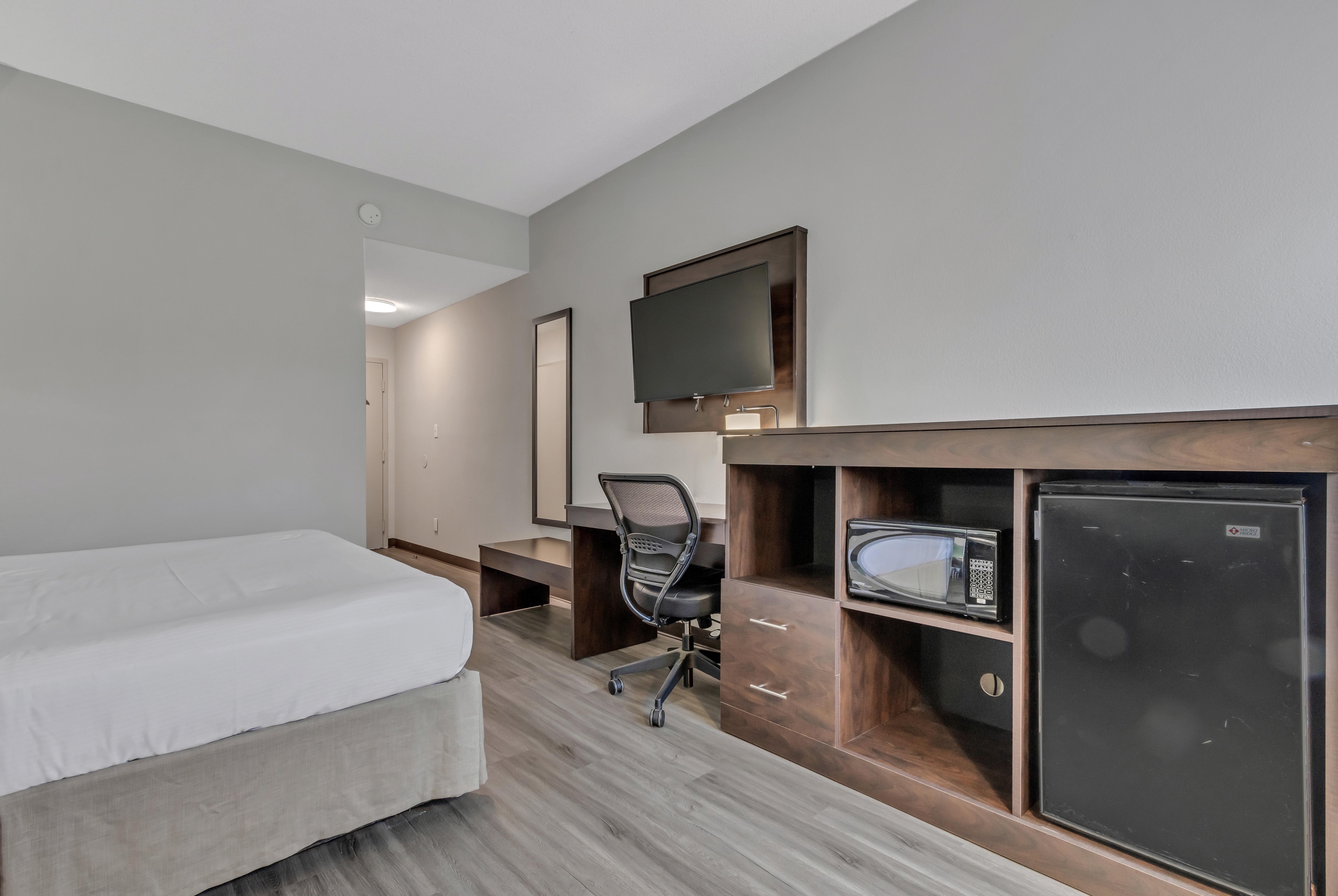 Guest room at the Baymont by Wyndham North Myrtle Beach in North Myrtle Beach, South Carolina