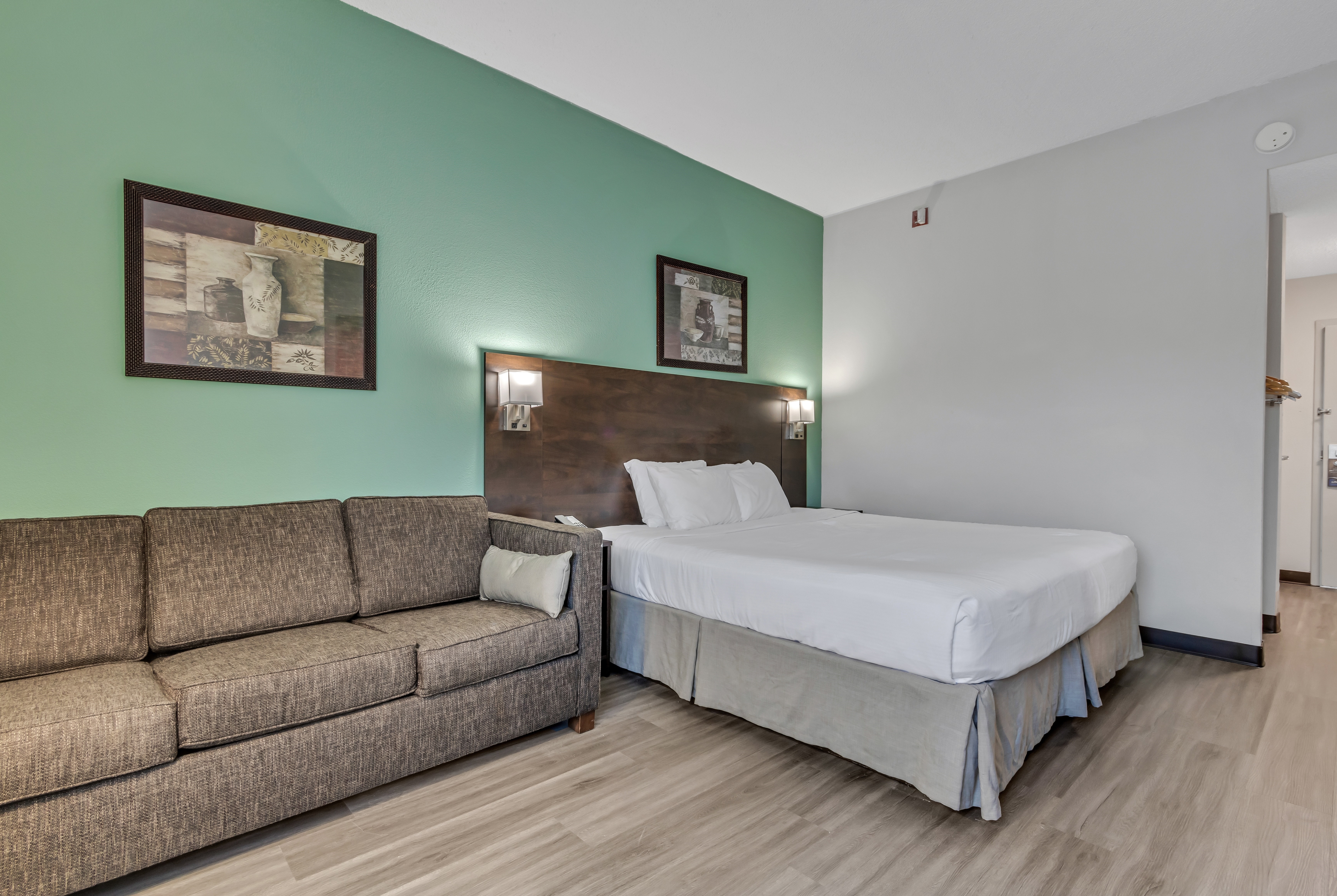 Guest room at the Baymont by Wyndham North Myrtle Beach in North Myrtle Beach, South Carolina