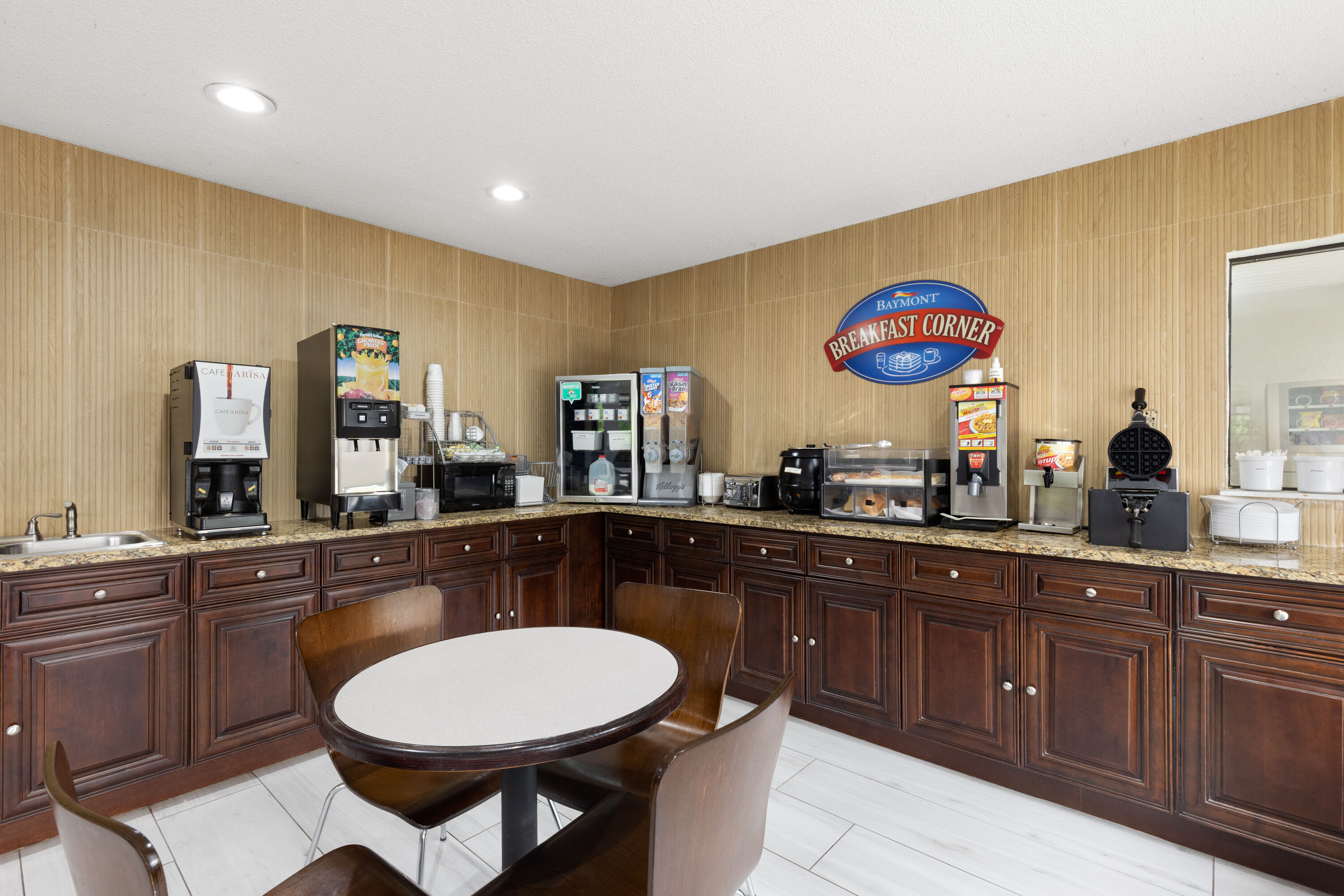 Free breakfast at Baymont by Wyndham Richburg/Chester Area in Richburg, South Carolina