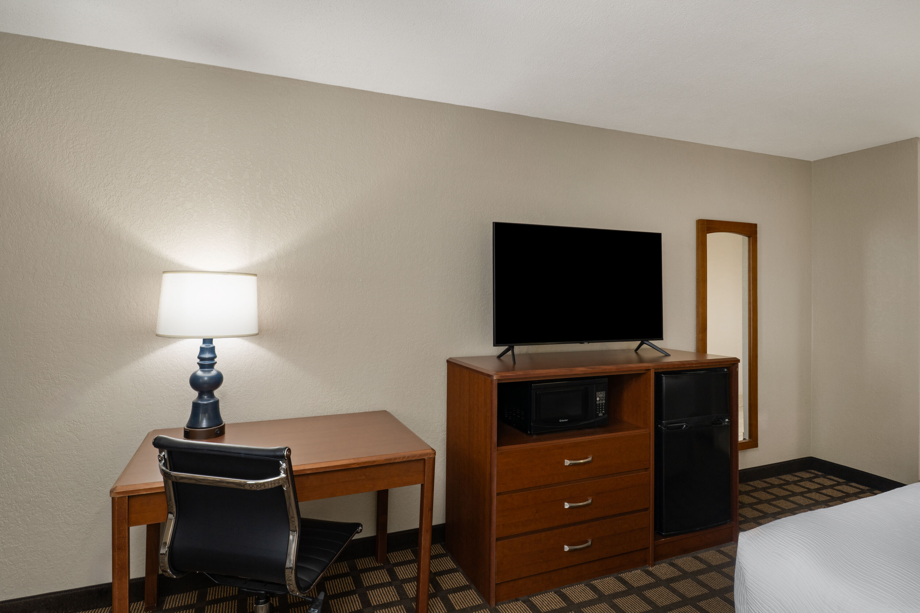 Guest room at the Baymont by Wyndham Oacoma in Oacoma, South Dakota