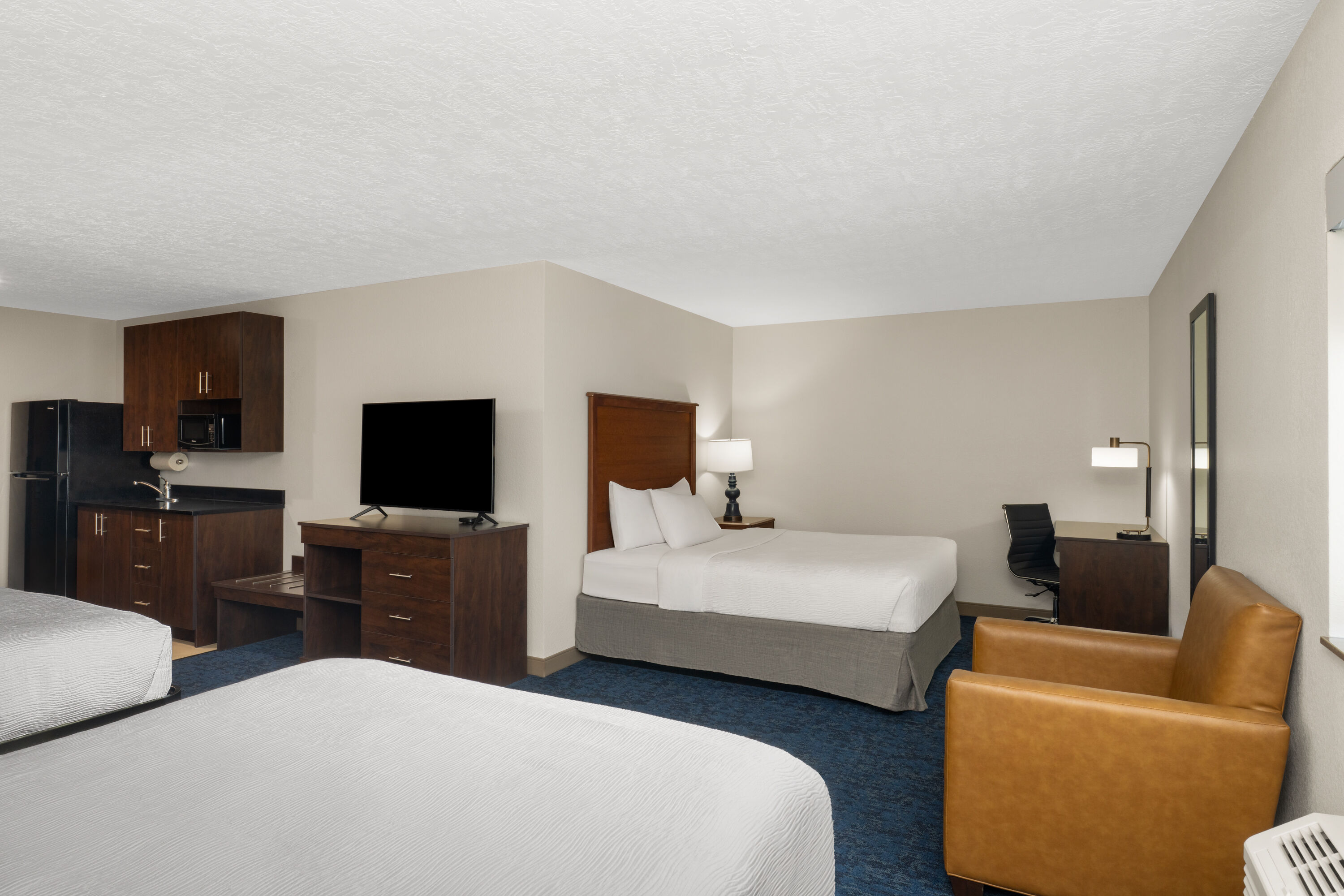 Baymont by Wyndham Oacoma suite in Oacoma, South Dakota