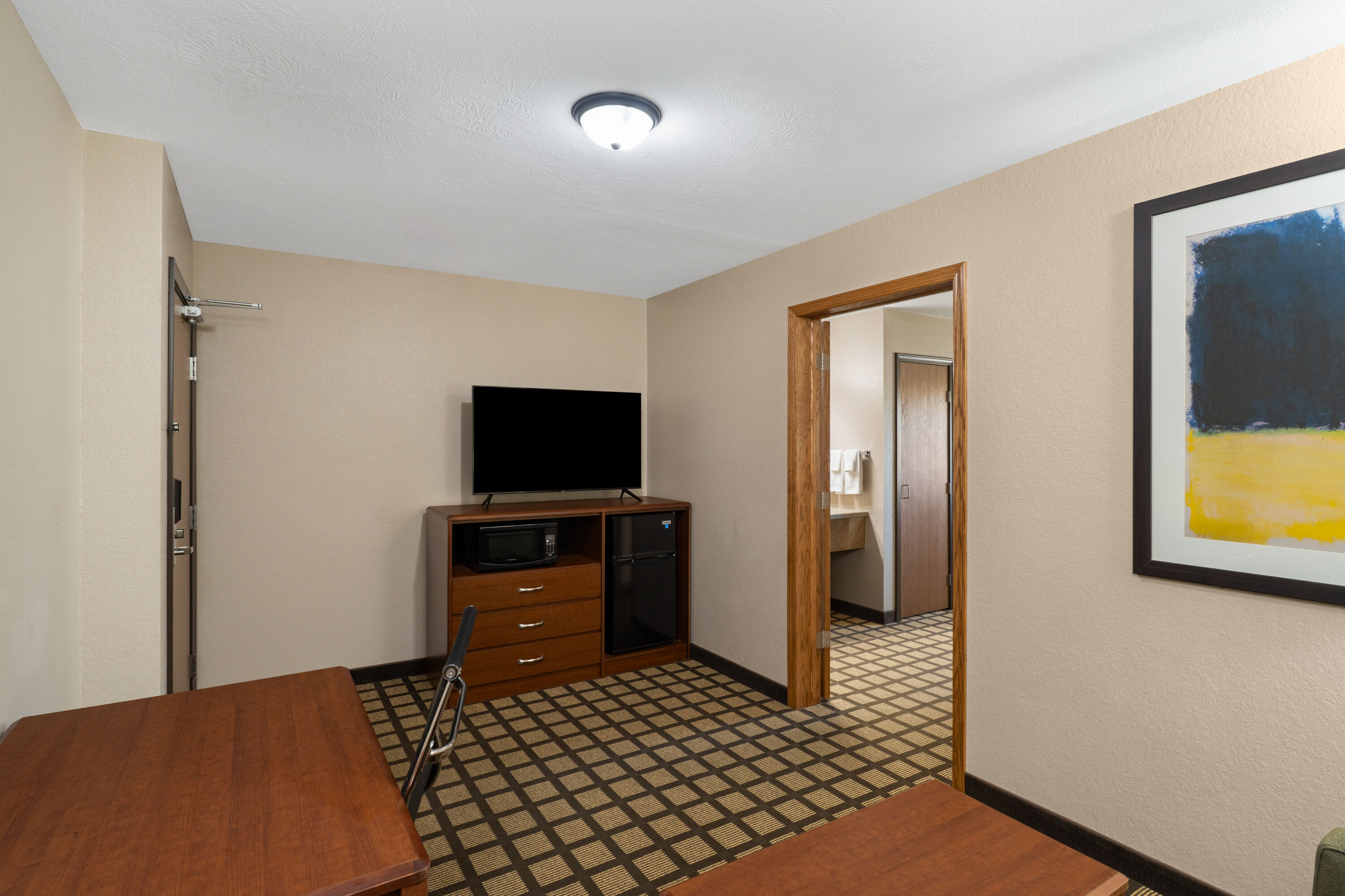 Baymont by Wyndham Oacoma suite in Oacoma, South Dakota