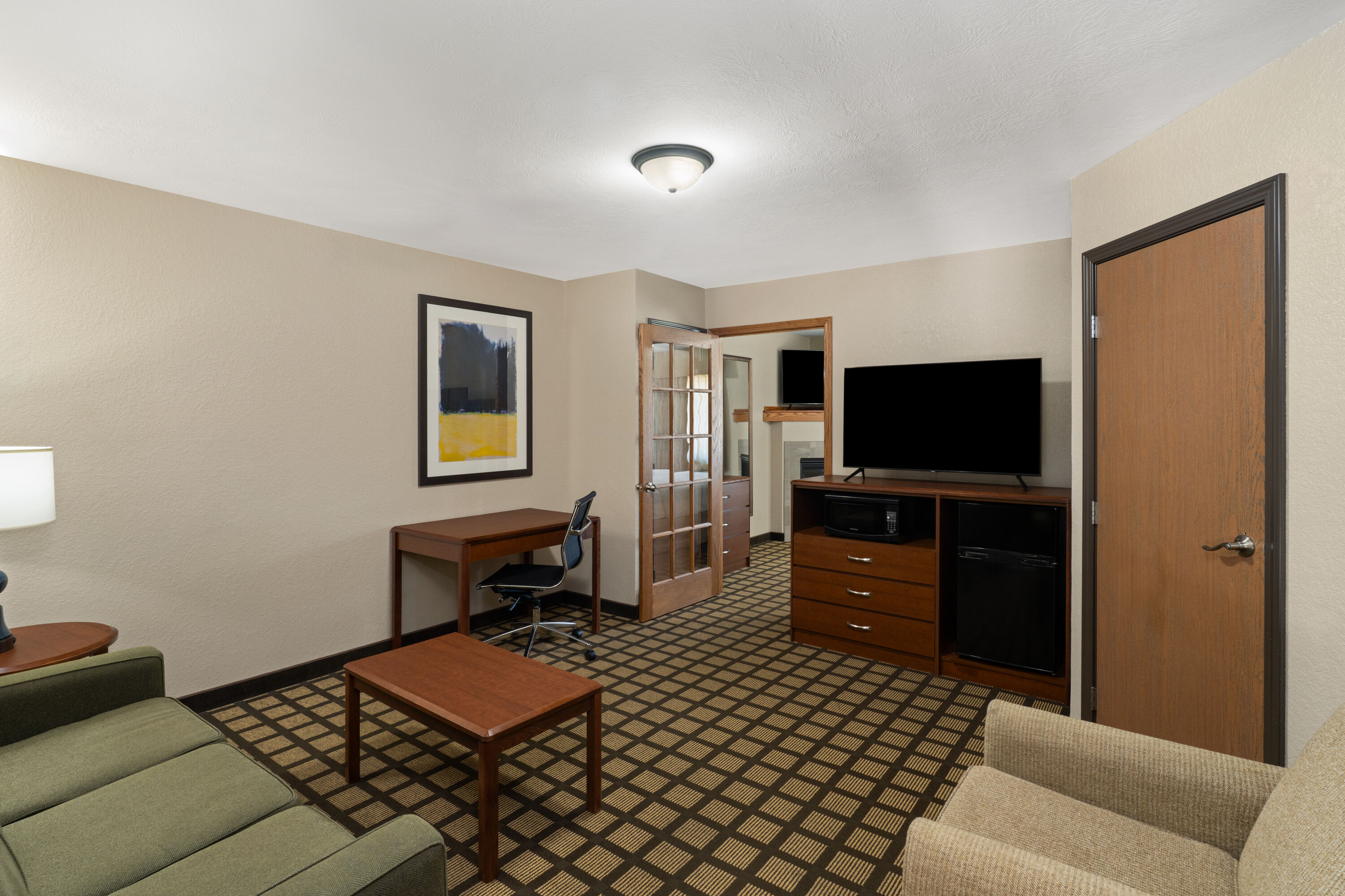 Baymont by Wyndham Oacoma suite in Oacoma, South Dakota