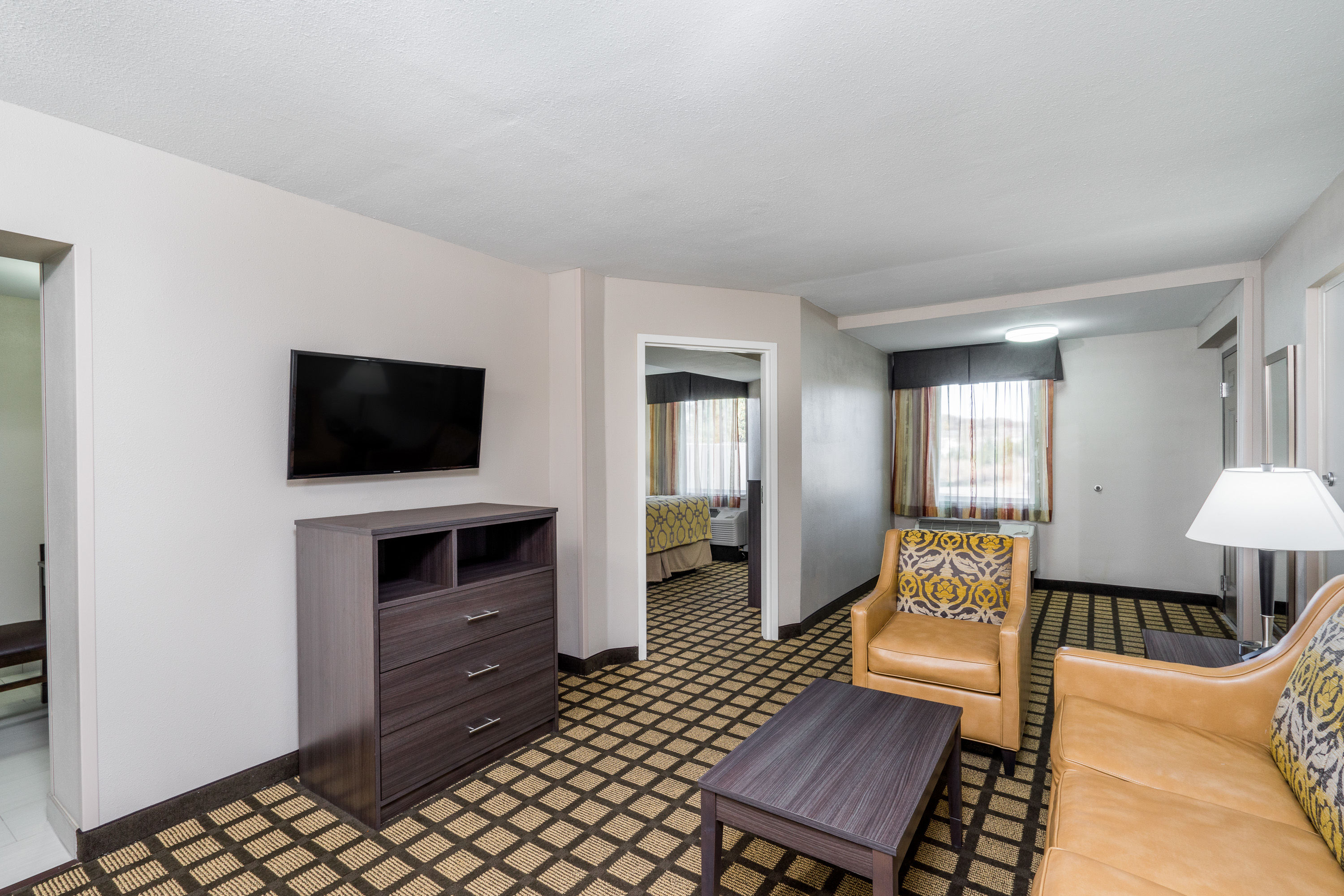 Guest room at the Baymont by Wyndham Clarksville in Clarksville, Tennessee