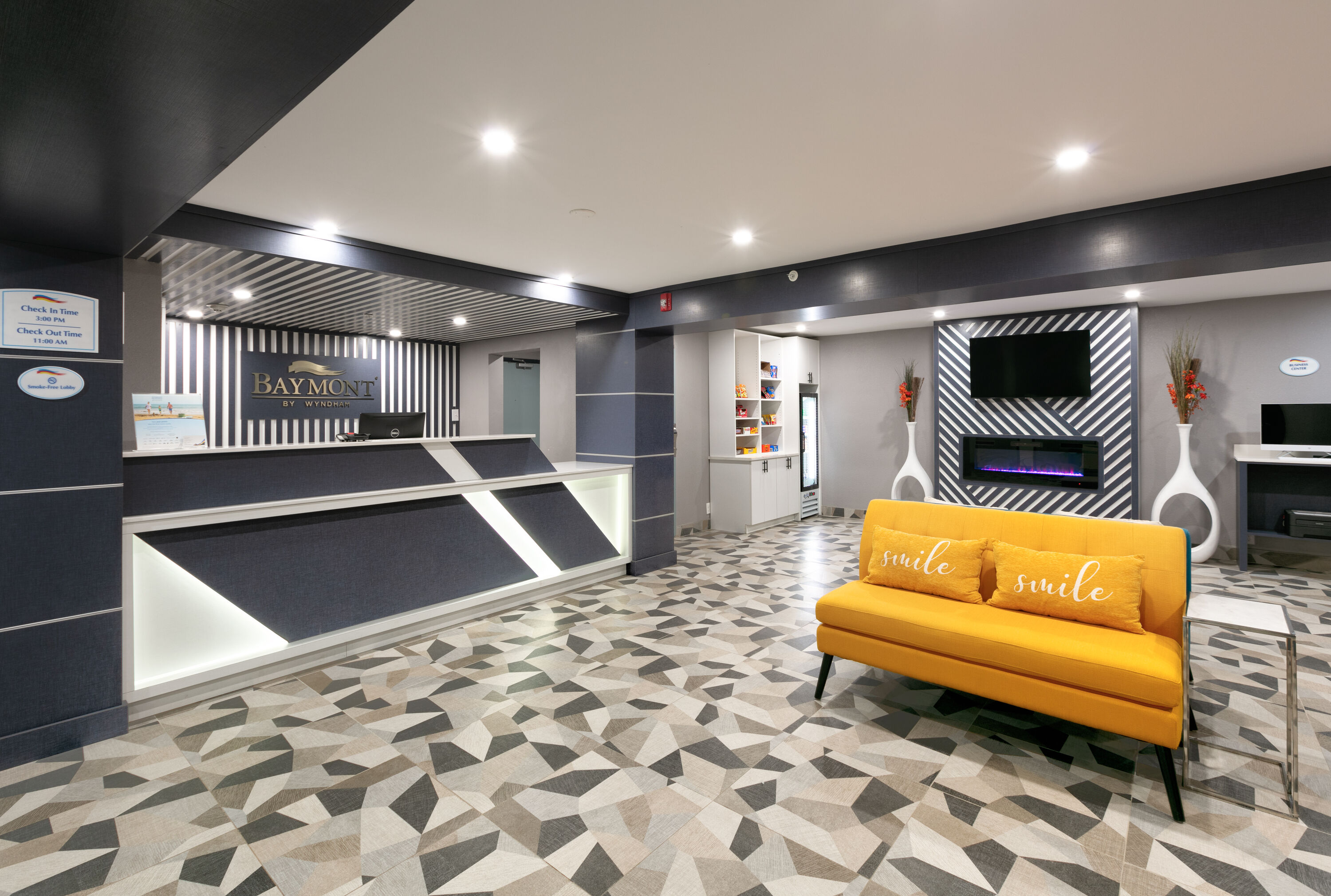 Baymont by Wyndham Chattanooga/Eastridge reception in East Ridge, Tennessee