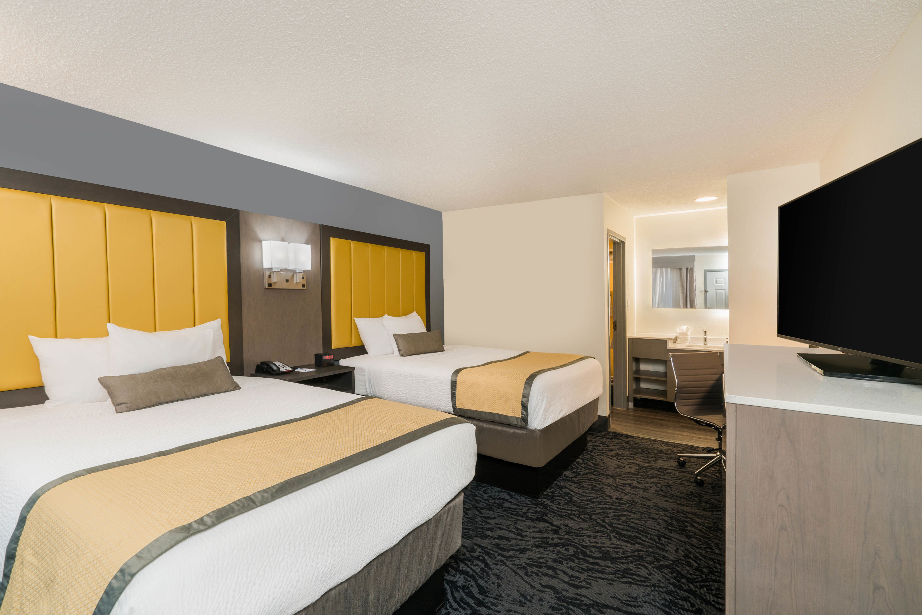 Guest room at the Baymont by Wyndham Franklin/Cool Springs in Franklin, Tennessee