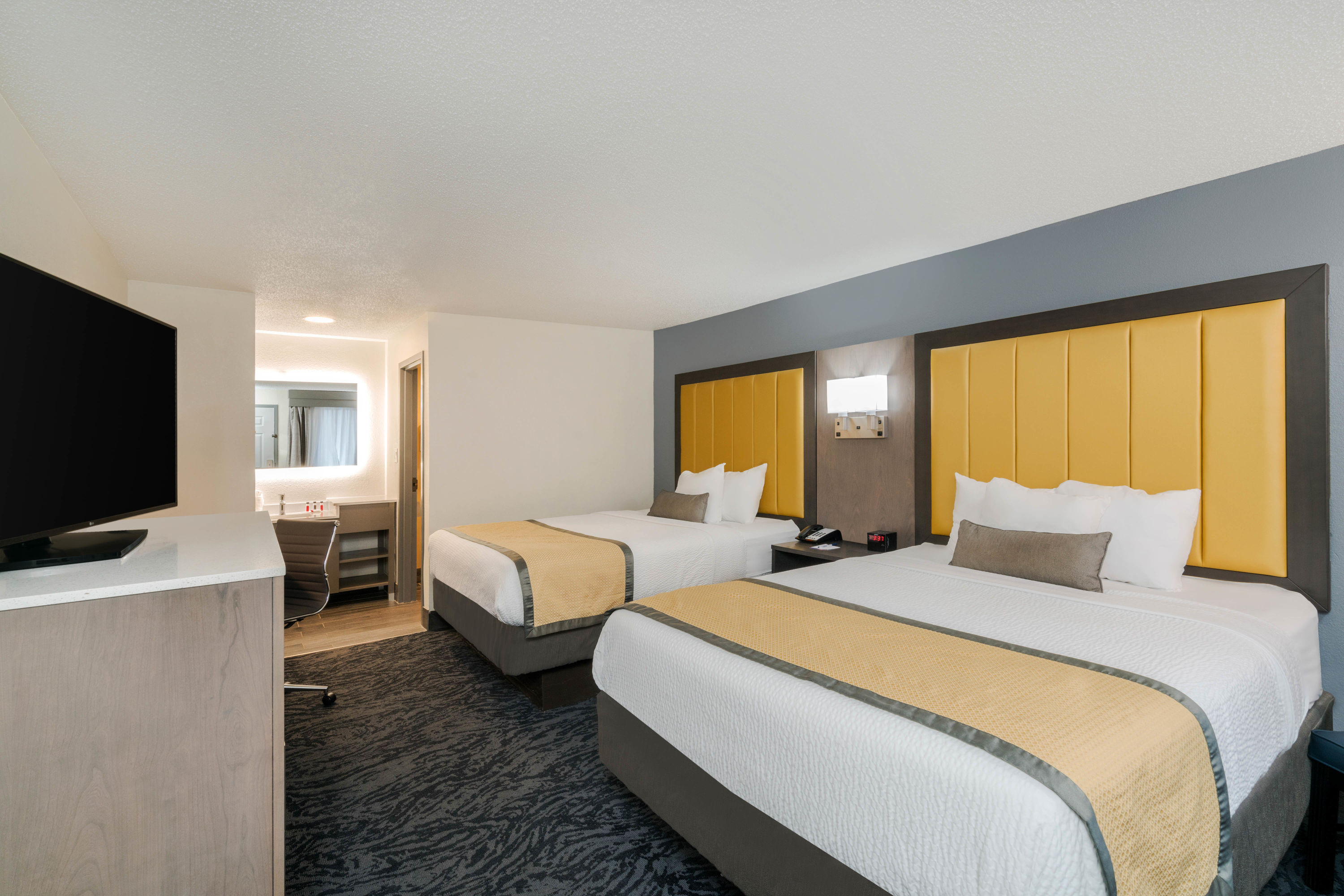 Guest room at the Baymont by Wyndham Franklin/Cool Springs in Franklin, Tennessee