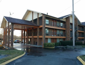 Exterior of Baymont by Wyndham Goodlettsville/Nashville hotel in Goodlettsville, Tennessee
