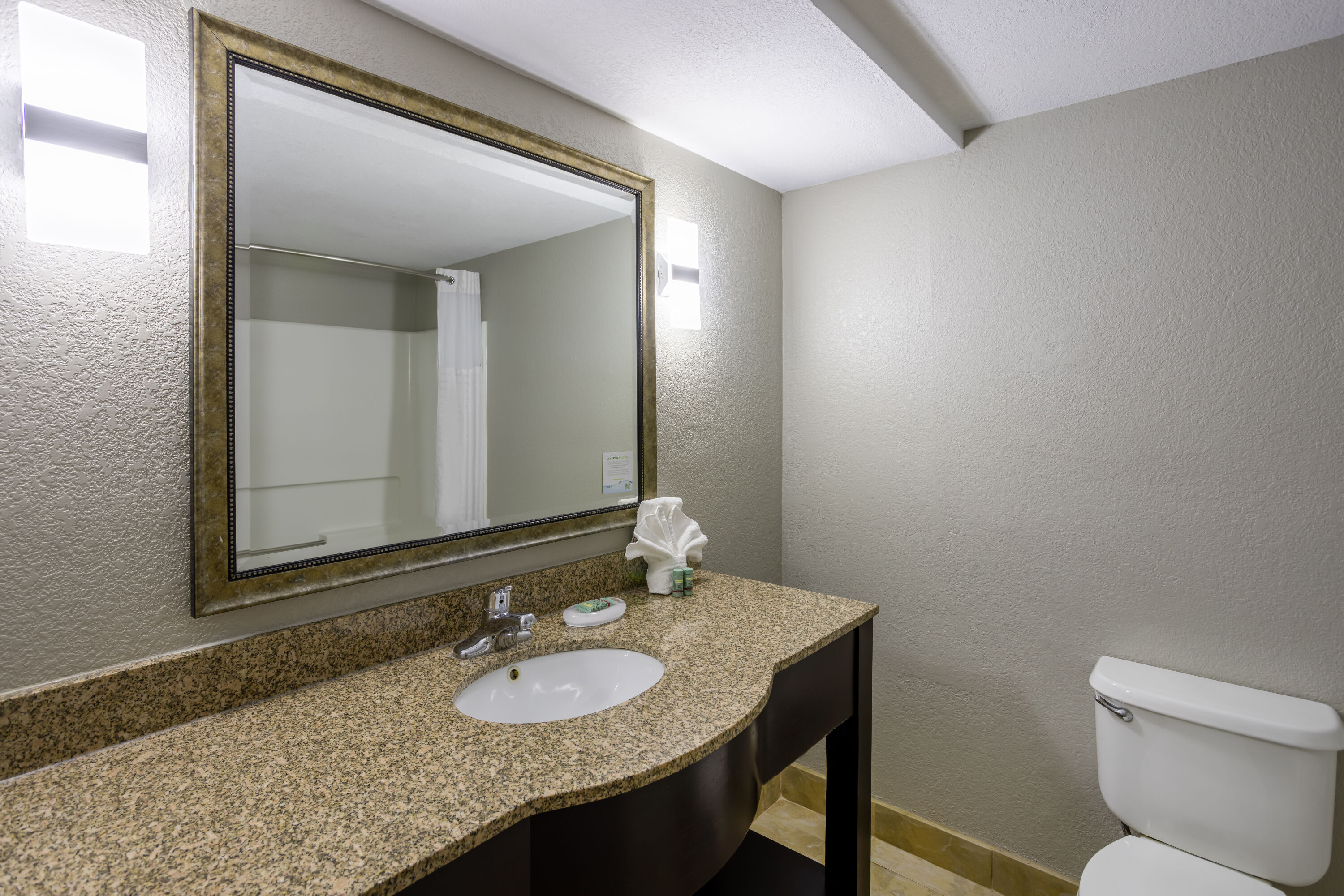 Guest room bath at the Baymont by Wyndham La Vergne/Nashville I-24 East in La Vergne, Tennessee