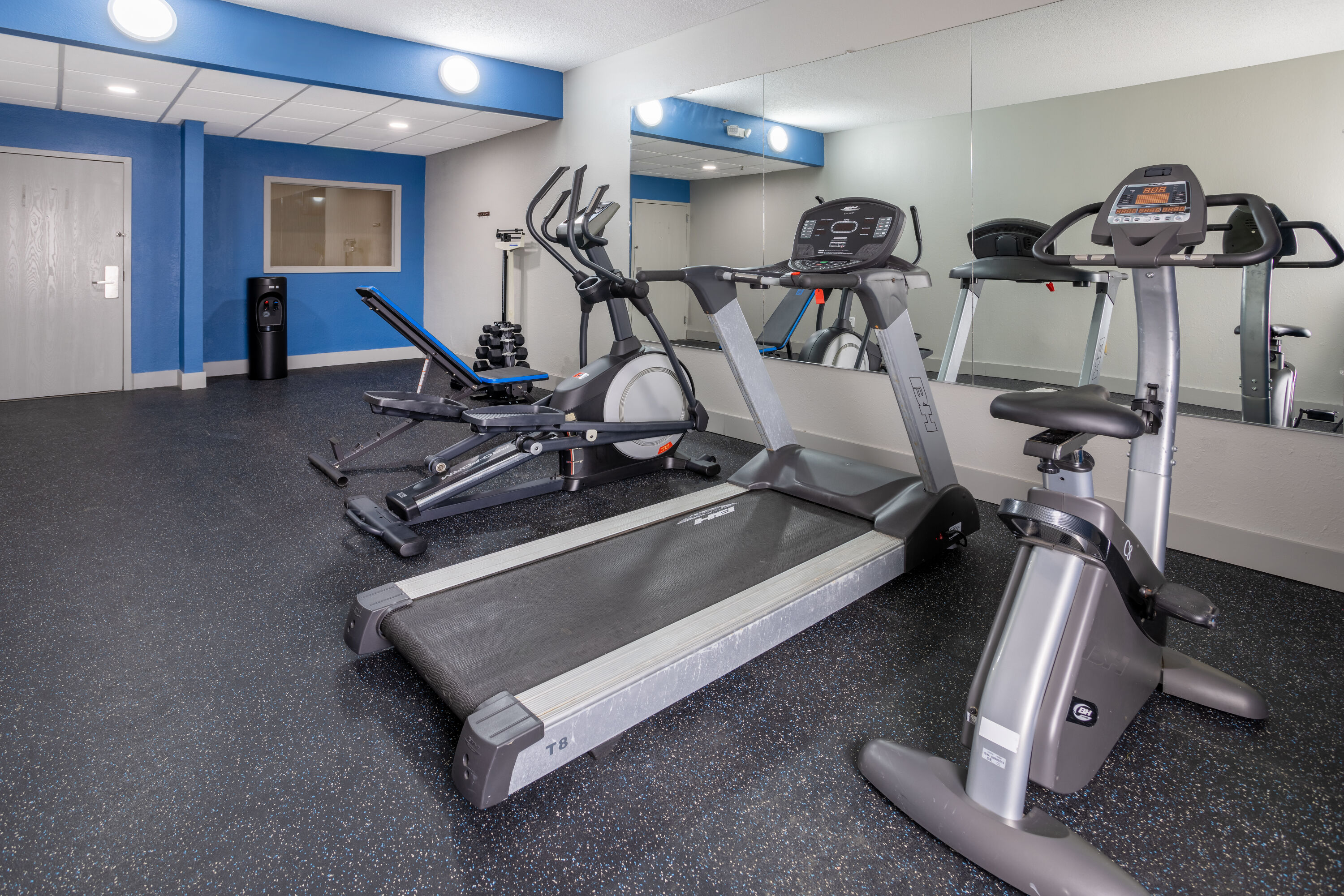 Fitness room at Baymont by Wyndham La Vergne/Nashville I-24 East in La Vergne, Tennessee