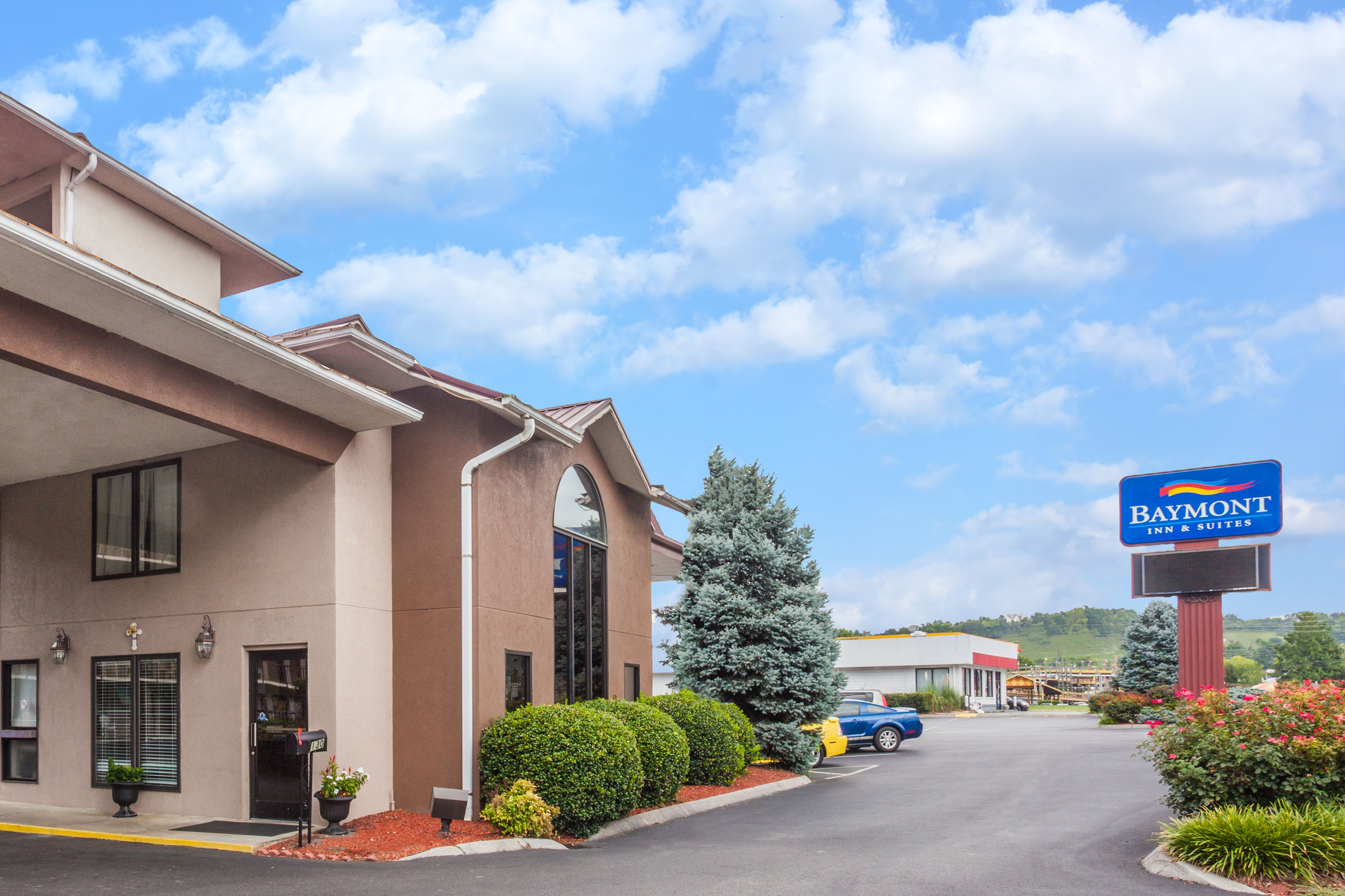 Baymont By Wyndham Pigeon Forge Pigeon Forge Tn Hotels