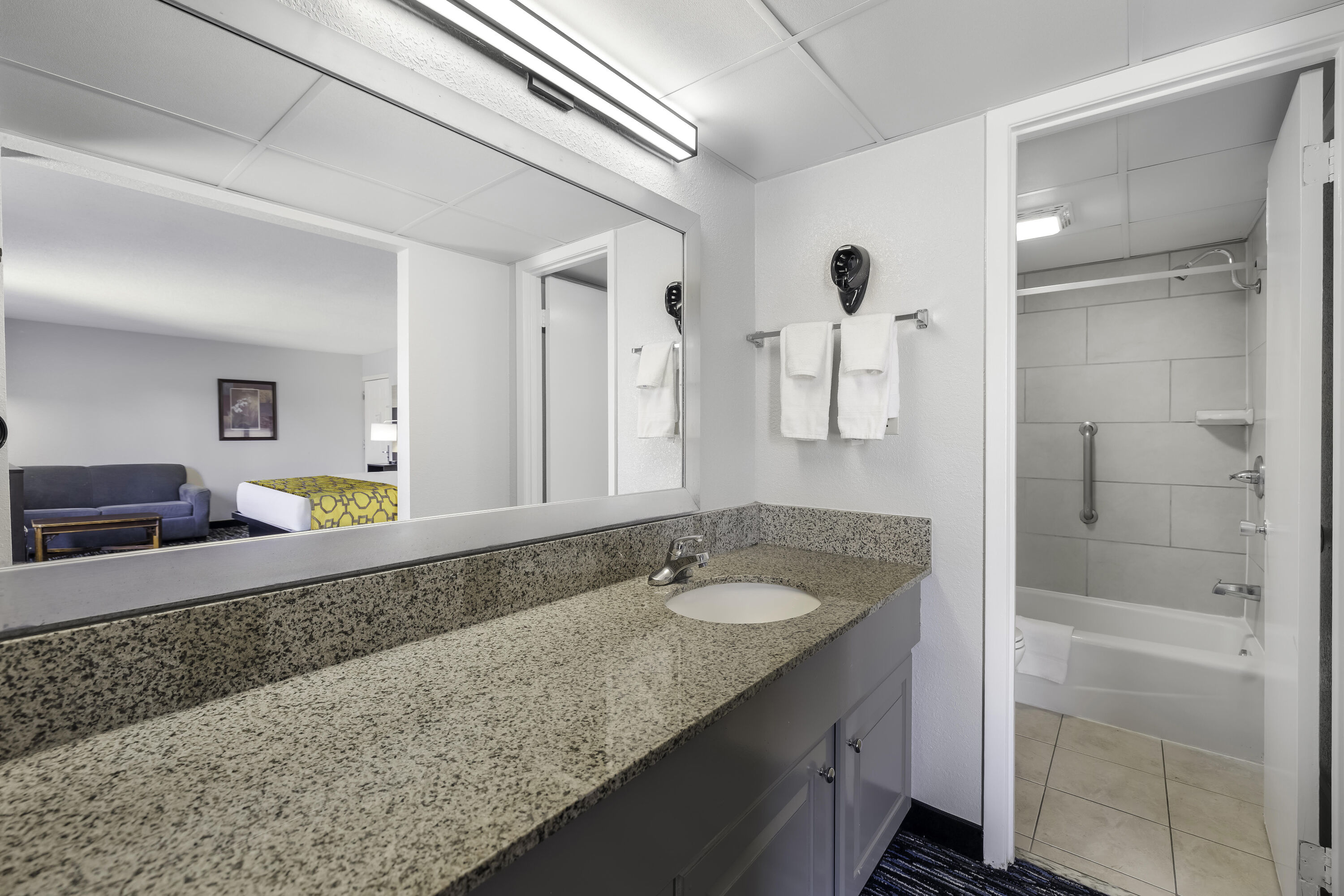 Guest room bath at the Baymont by Wyndham Sevierville Pigeon Forge in Sevierville, Tennessee
