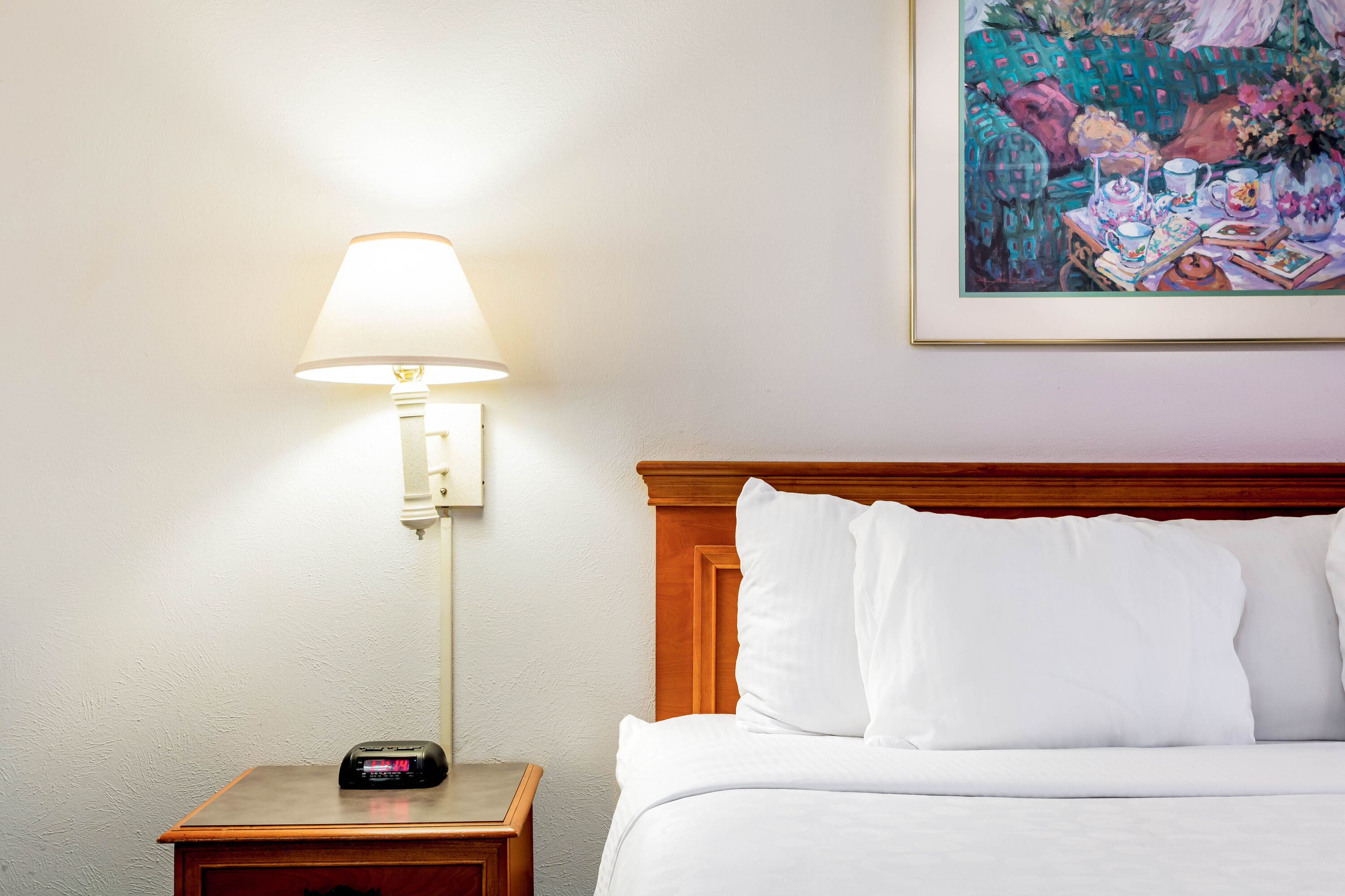 Guest room feature at the Baymont by Wyndham Abilene in Abilene, Texas