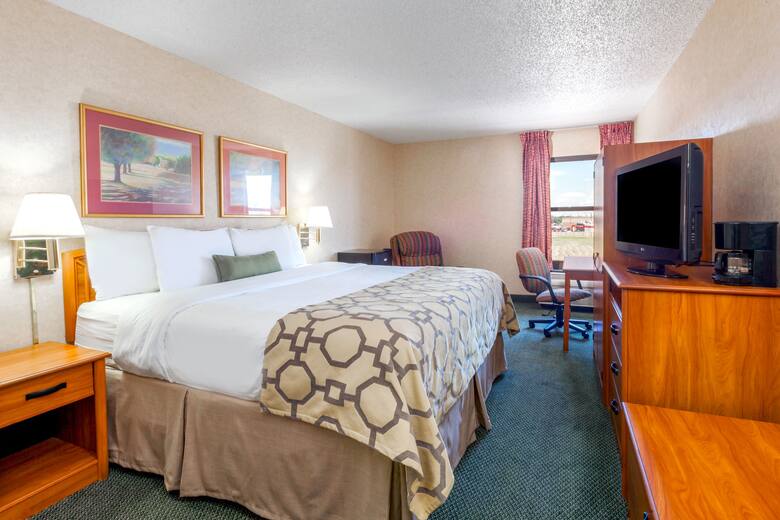 Guest room at the Baymont Inn & Suites Amarillo East in Amarillo, Texas