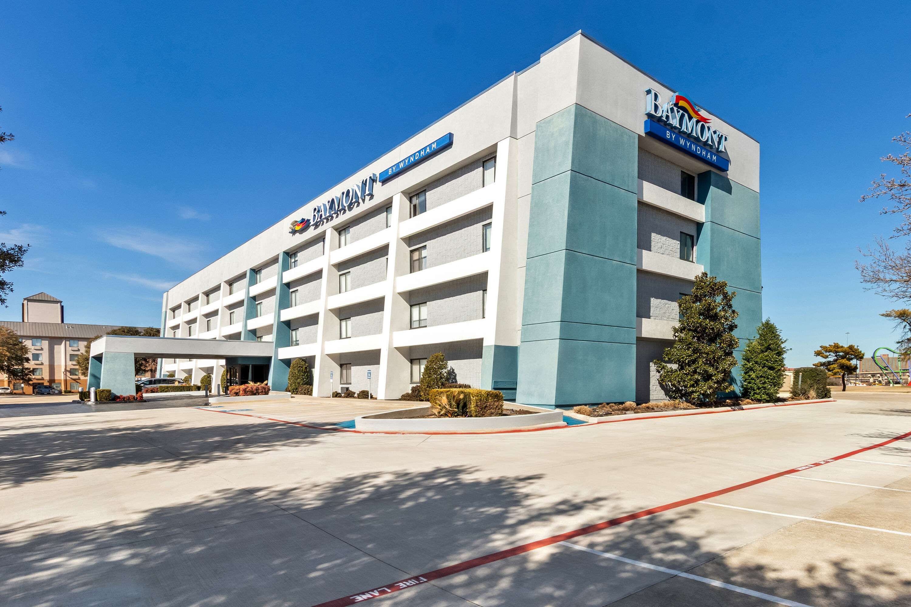 Baymont Inn & Suites Arlington DFW at Six Flags Drive
