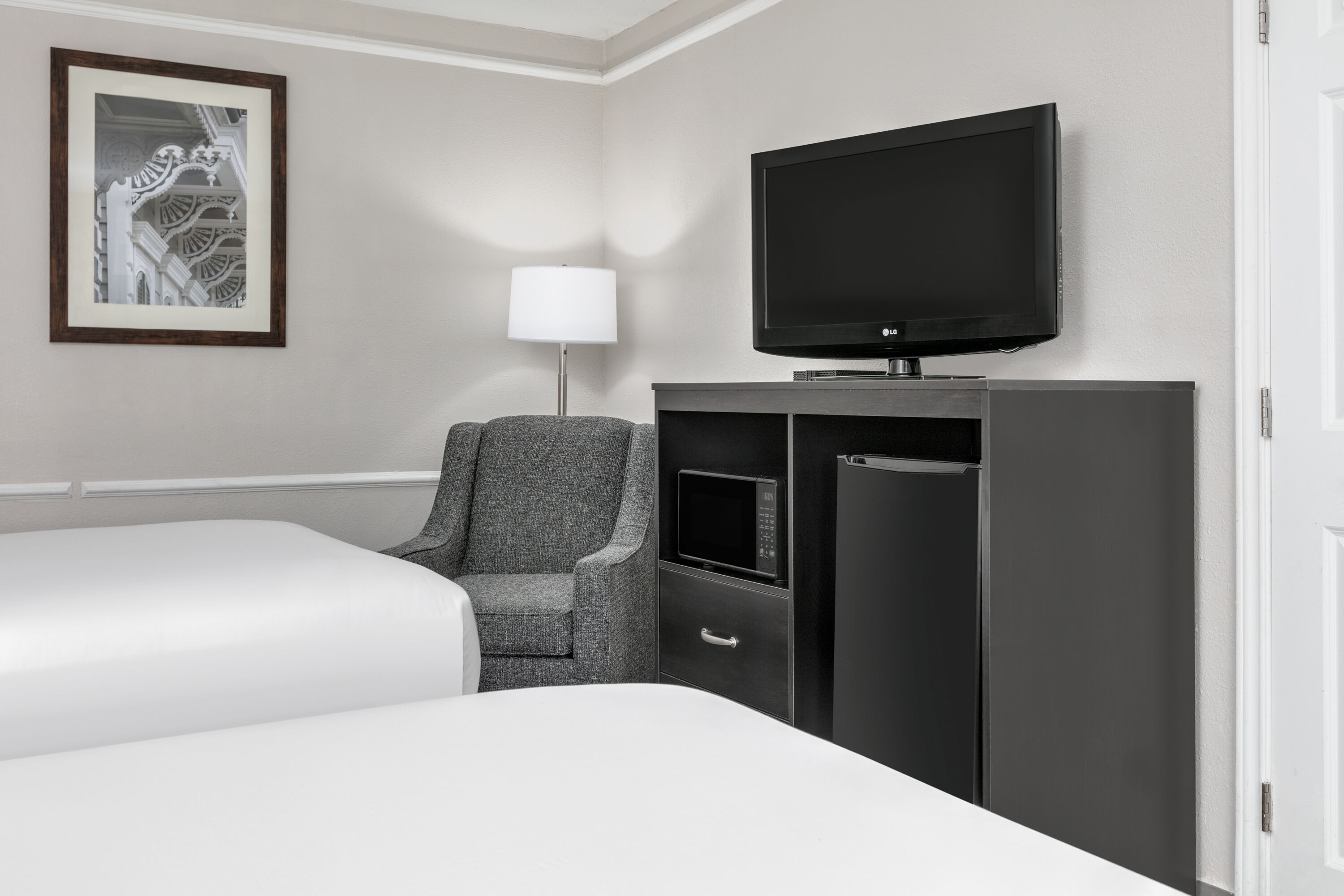 Guest room at the Baymont by Wyndham Austin University Area in Austin, Texas