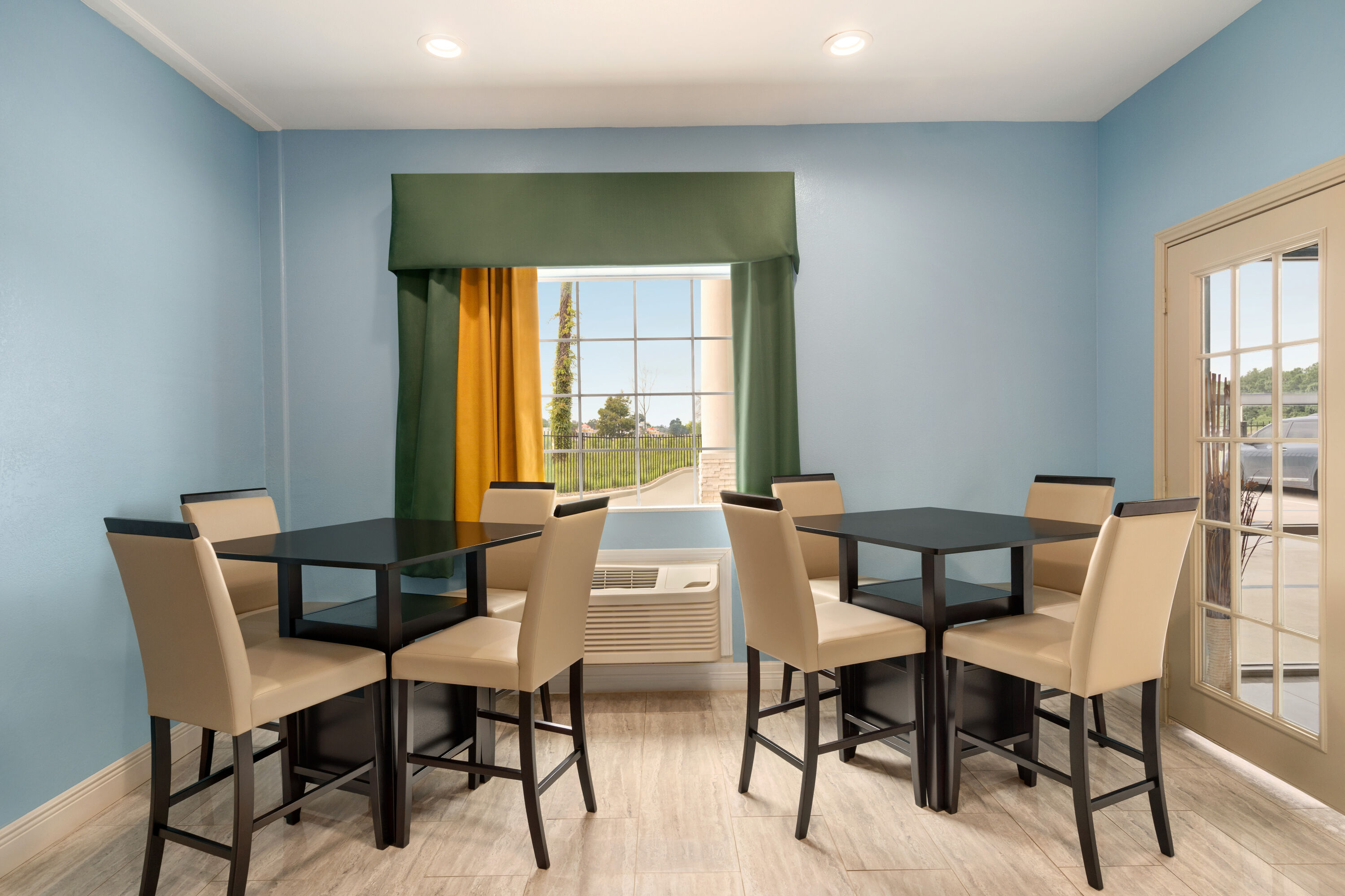 Free breakfast at Baymont by Wyndham Kingwood in Kingwood, Texas