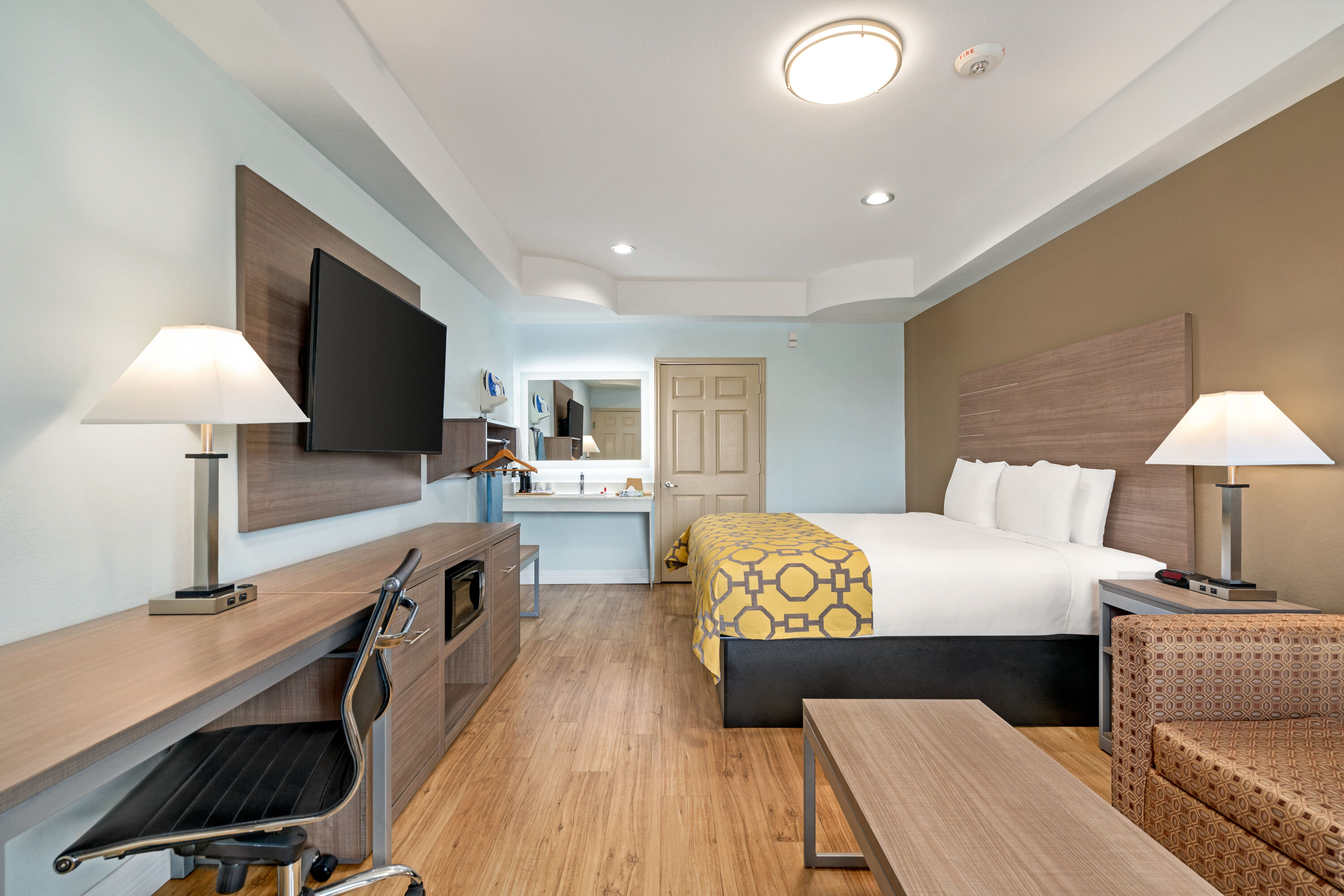 Guest room at the Baymont by Wyndham Kingwood in Kingwood, Texas