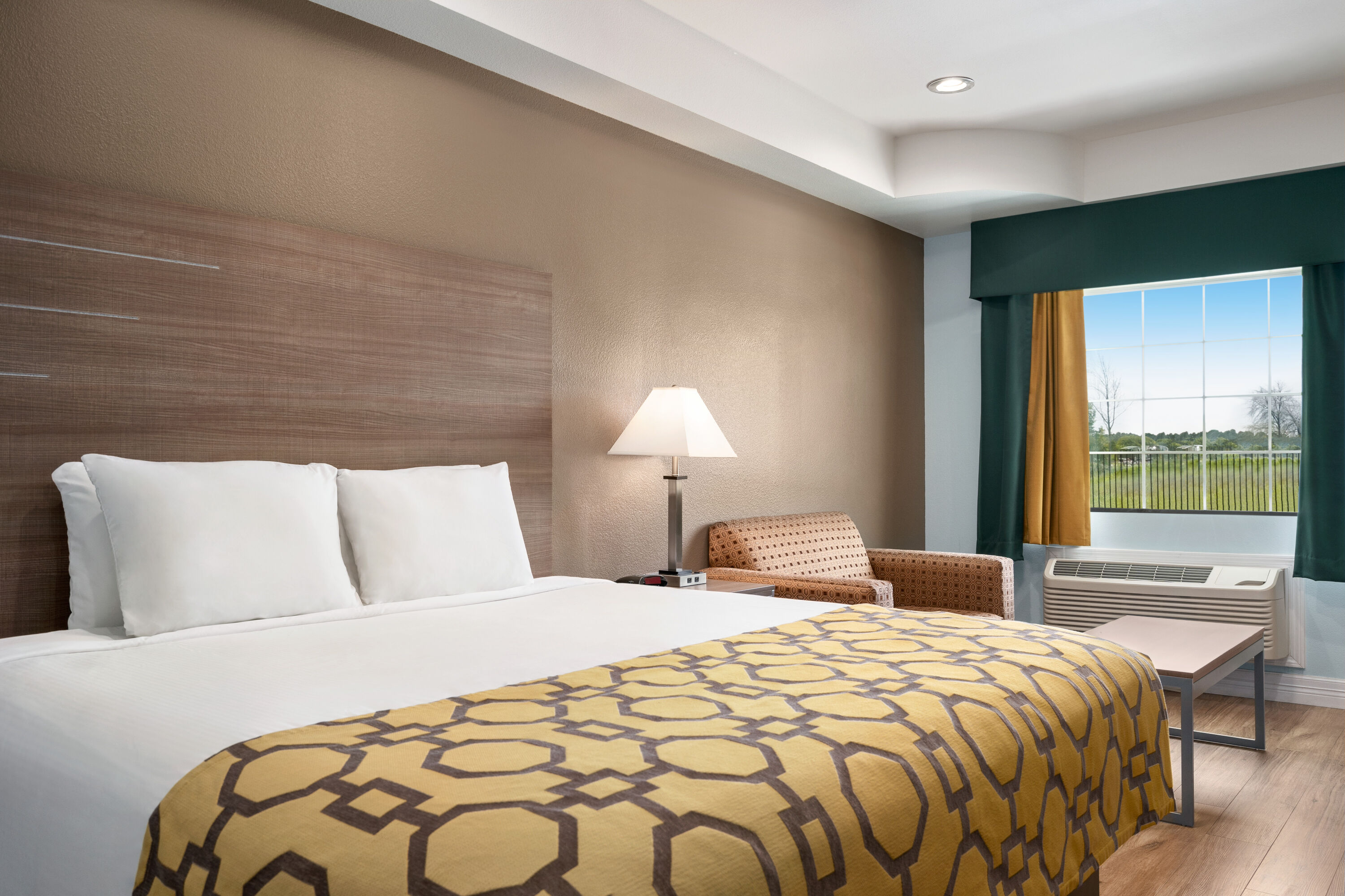 Guest room at the Baymont by Wyndham Kingwood in Kingwood, Texas