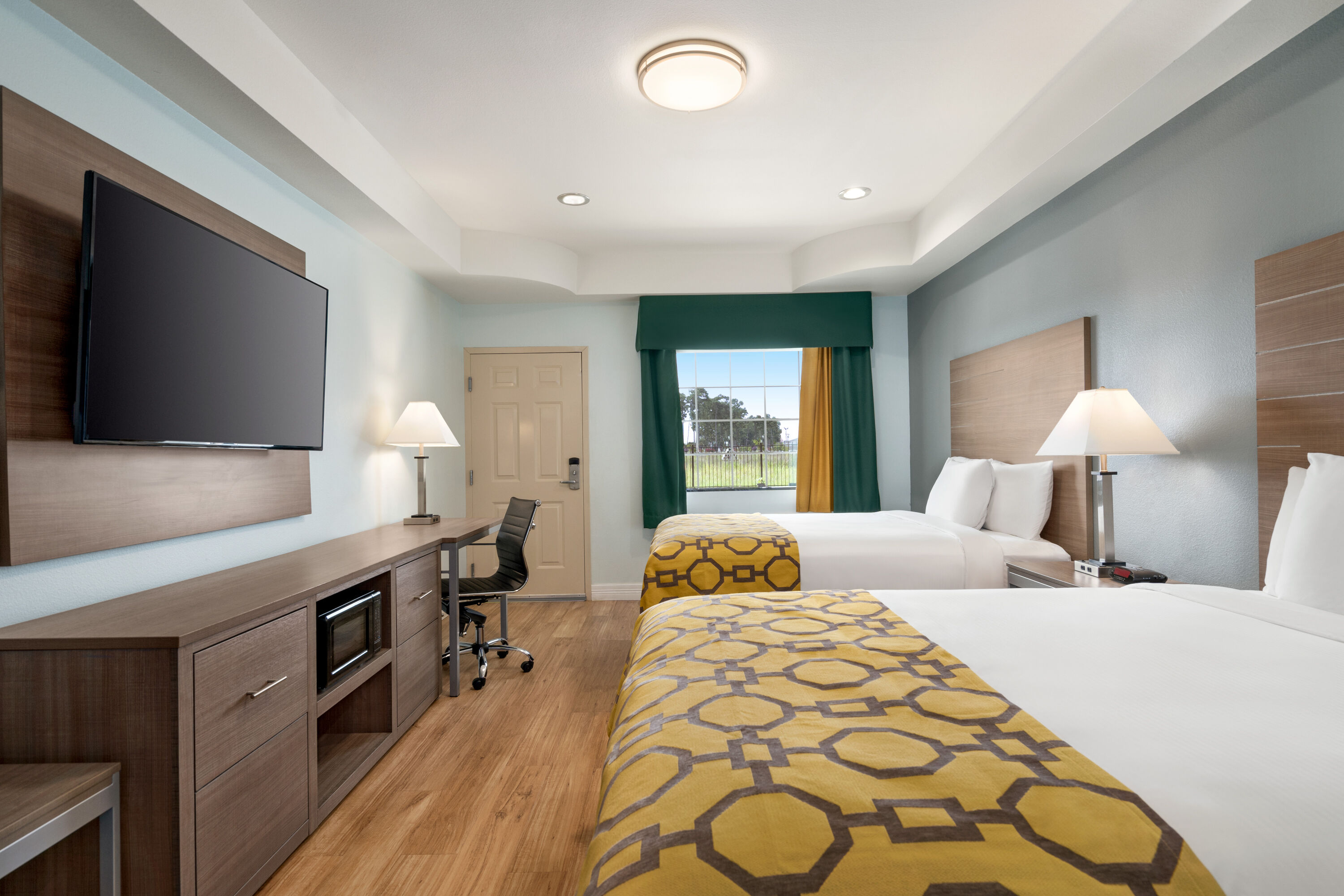 Guest room at the Baymont by Wyndham Kingwood in Kingwood, Texas